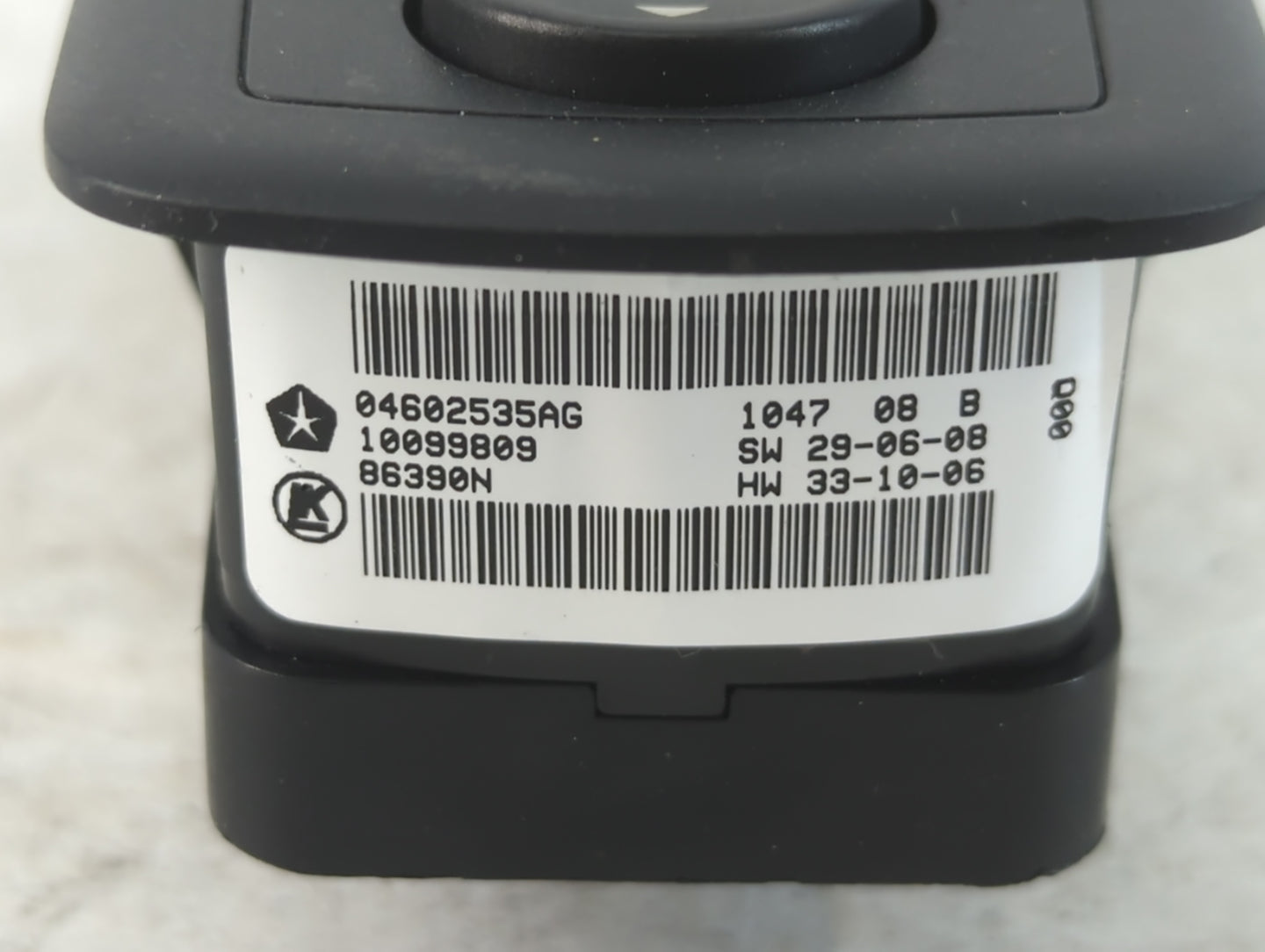 2013 Dodge Caravan Master Power Window Switch Replacement Driver Side Left P/N:04602535AG Fits OEM Used Auto Parts - Oemused
