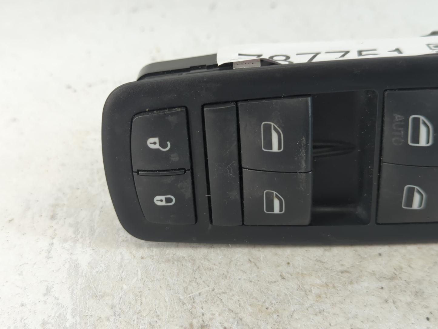 2013 Dodge Caravan Master Power Window Switch Replacement Driver Side Left P/N:68110871AA Fits OEM Used Auto Parts - Oemused