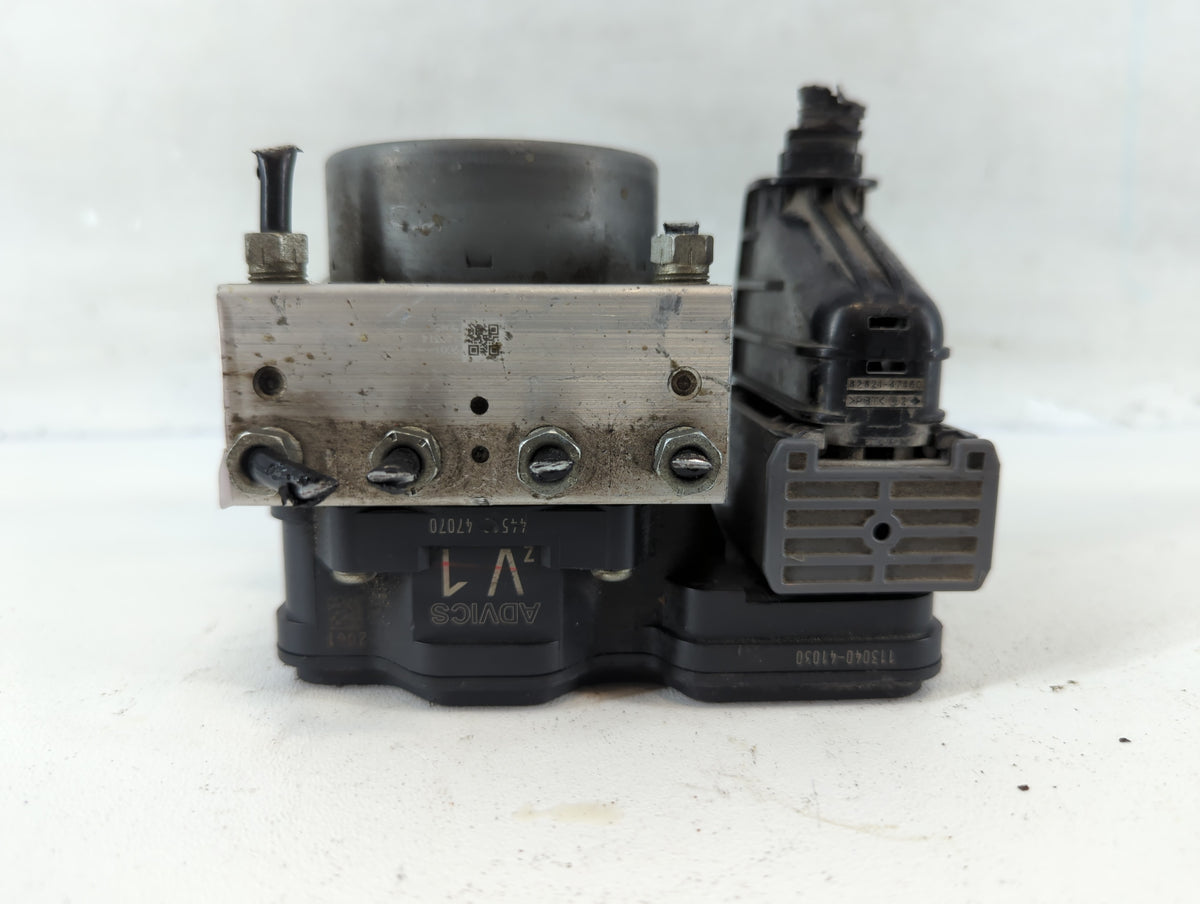 2013 Dodge Caravan Anti-Lock Brake ABS Pump Module Actuator OEM P/N:113040-41030 Fits OEM Used Auto Parts - Oemusedautoparts