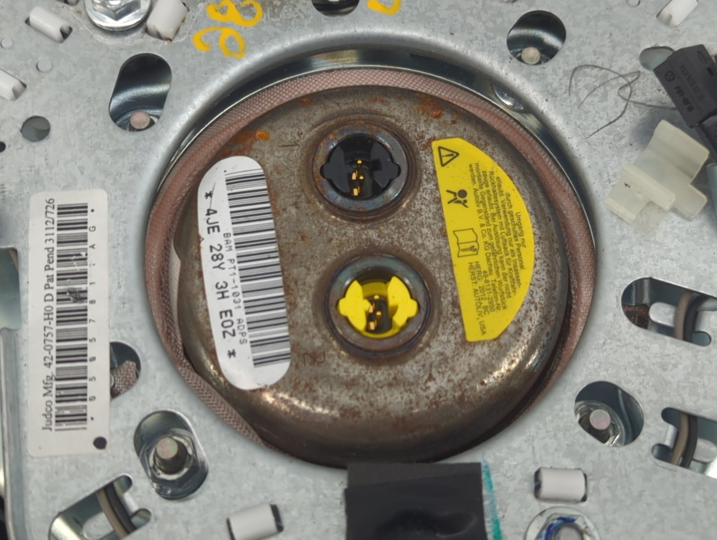 Dodge Caravan Air Bag Driver Left Steering Wheel Mounted - Oemusedautoparts1.com