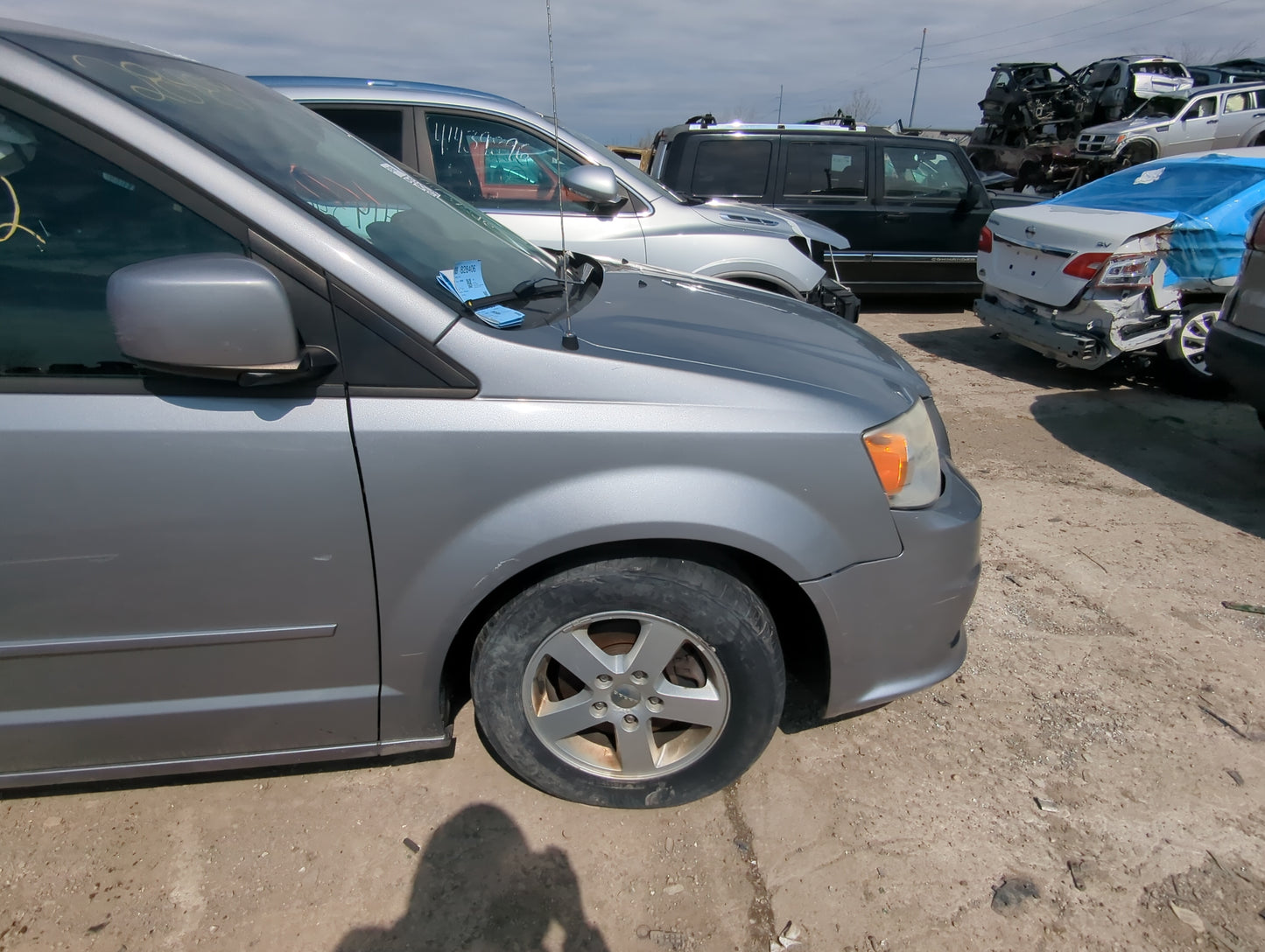 Dodge Caravan Passenger Fender 830172 - Oemusedautoparts1.com