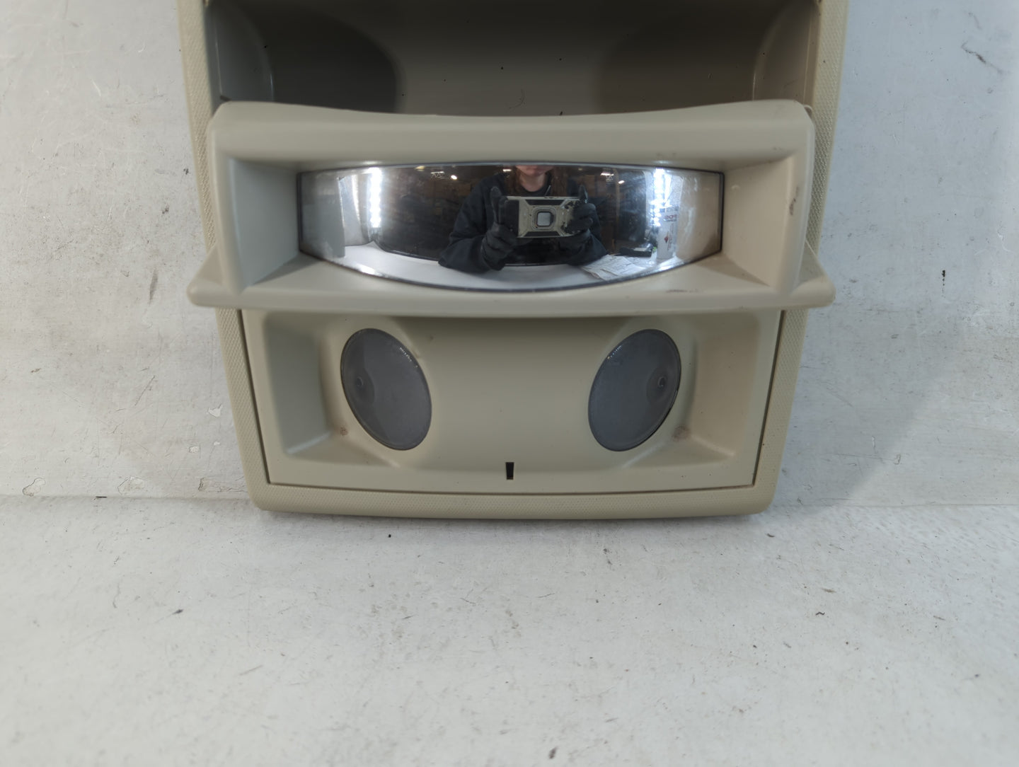 2013 Dodge Caravan Overhead Roof Console - Oemusedautoparts1.com