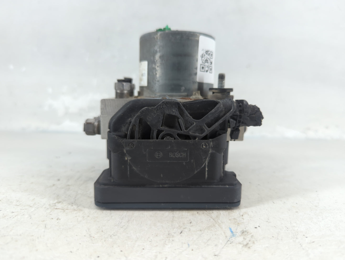 2013 Dodge Caravan ABS Pump Control Module Replacement P/N:P68183803AC Fits OEM Used Auto Parts - Oemusedautoparts1.com