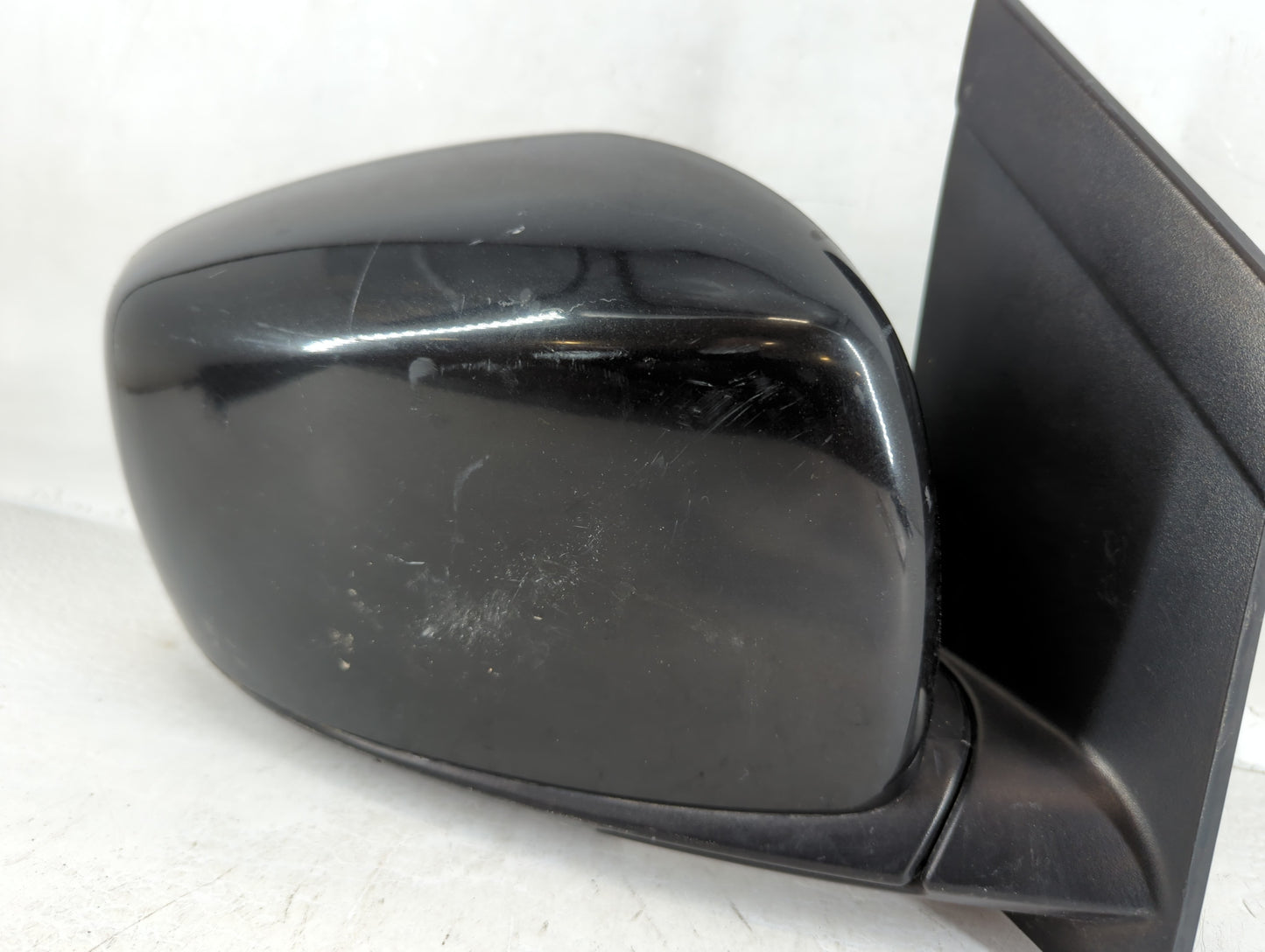 2013 Dodge Caravan Passenger Side View Mirror - Right Door Mirror OEM Used - Oemusedautoparts1.com