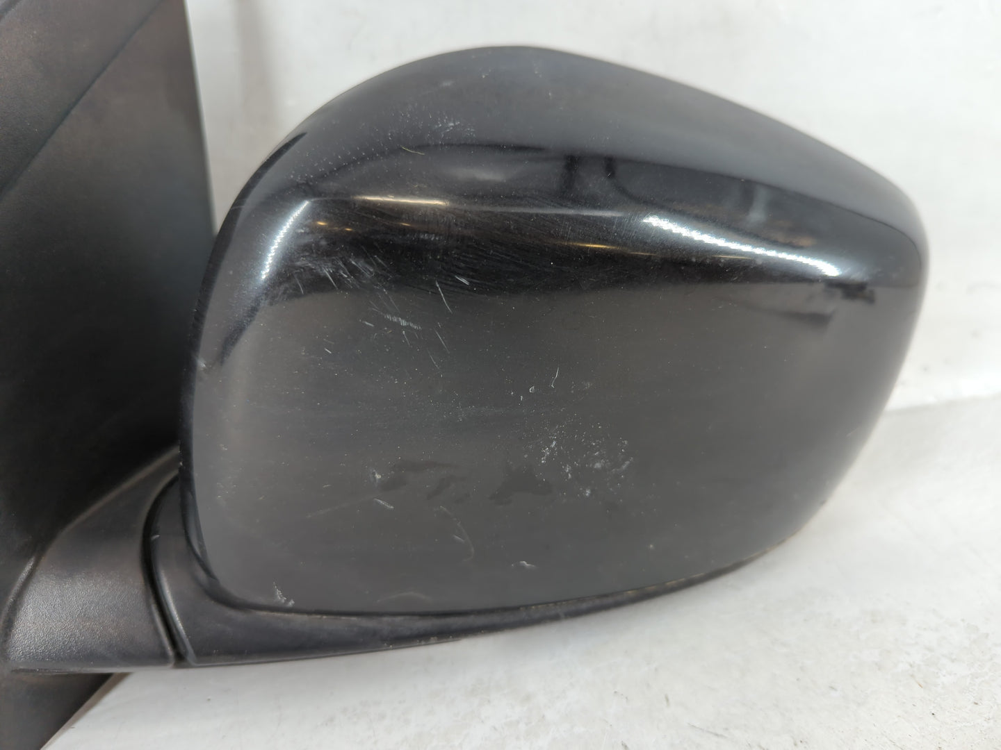 2013 Dodge Caravan Driver Side View Mirror - Left Door Mirror OEM Used - Oemusedautoparts1.com