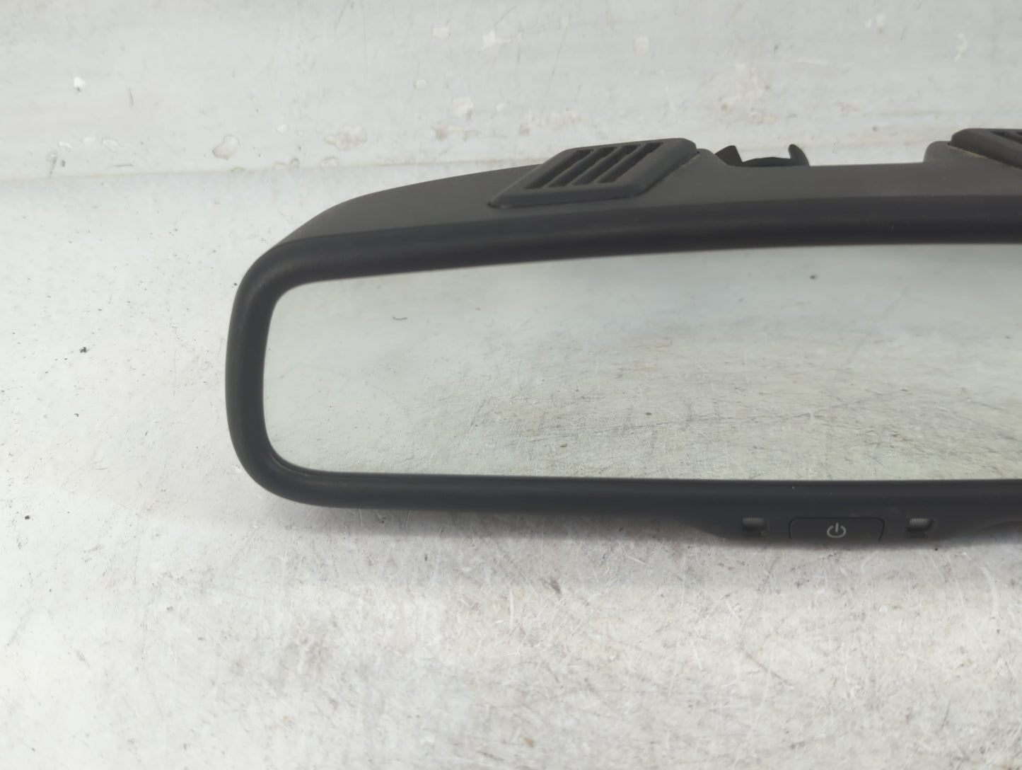2013 Dodge Caravan Interior Rear View Mirror Replacement OEM P/N:E11026130 Fits OEM Used Auto Parts - Oemusedautoparts1.com