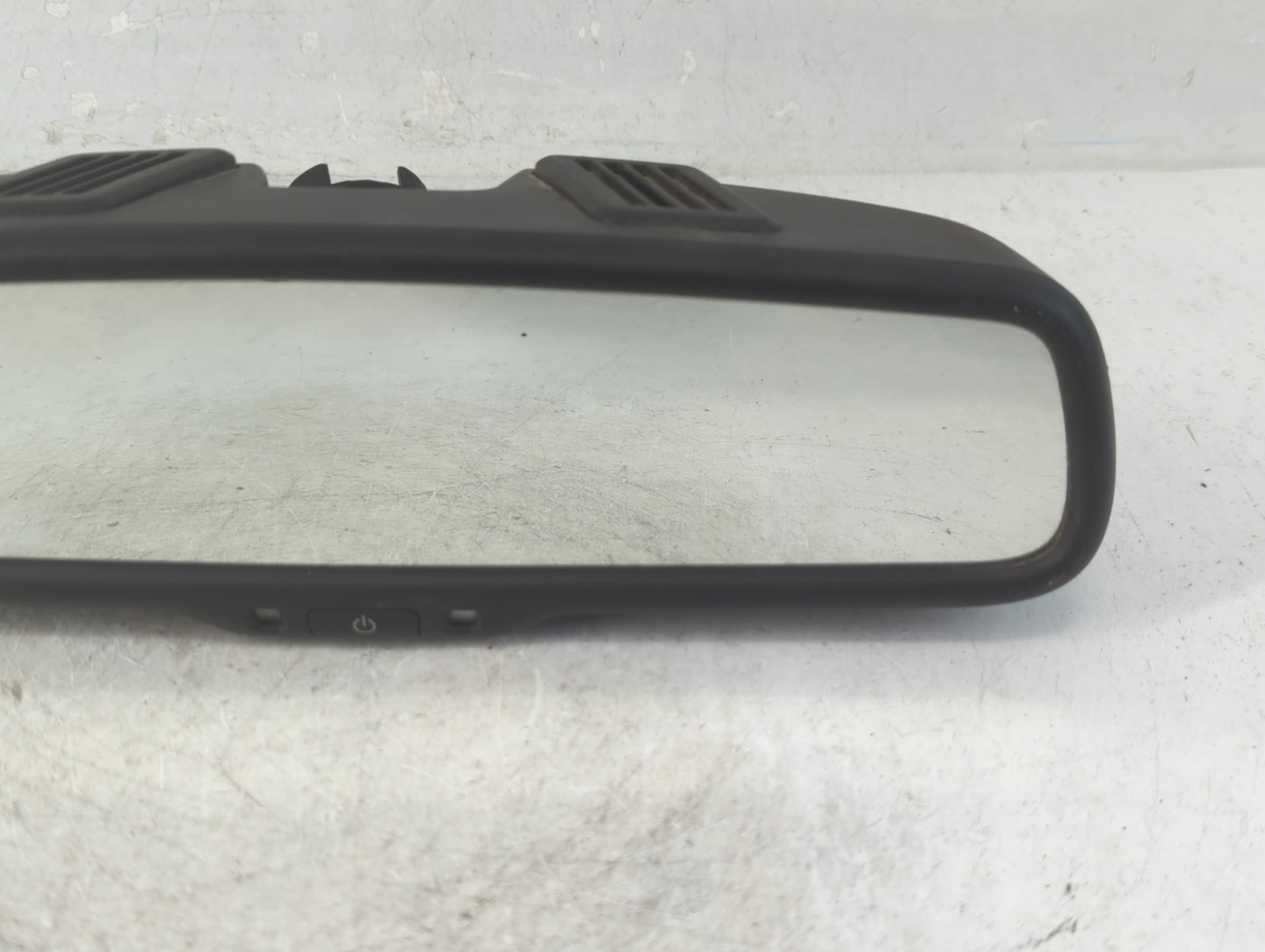 2013 Dodge Caravan Interior Rear View Mirror Replacement OEM P/N:E11026130 Fits OEM Used Auto Parts - Oemusedautoparts1.com