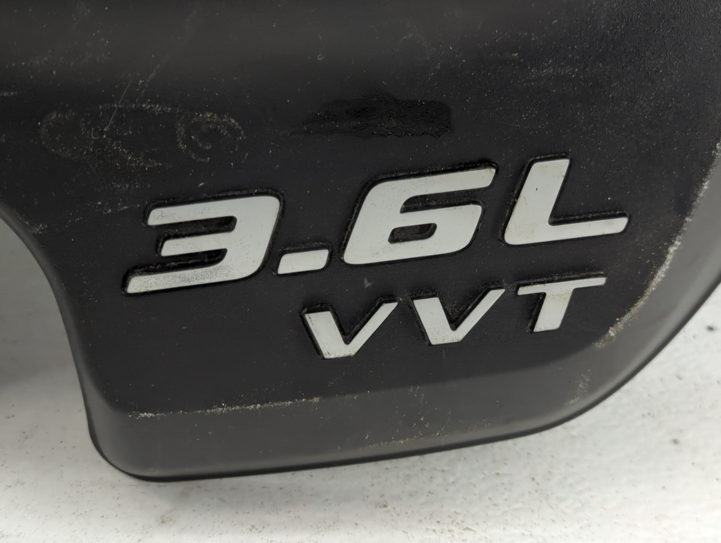 2013 Dodge Challenger Engine Cover - Oemusedautoparts1.com