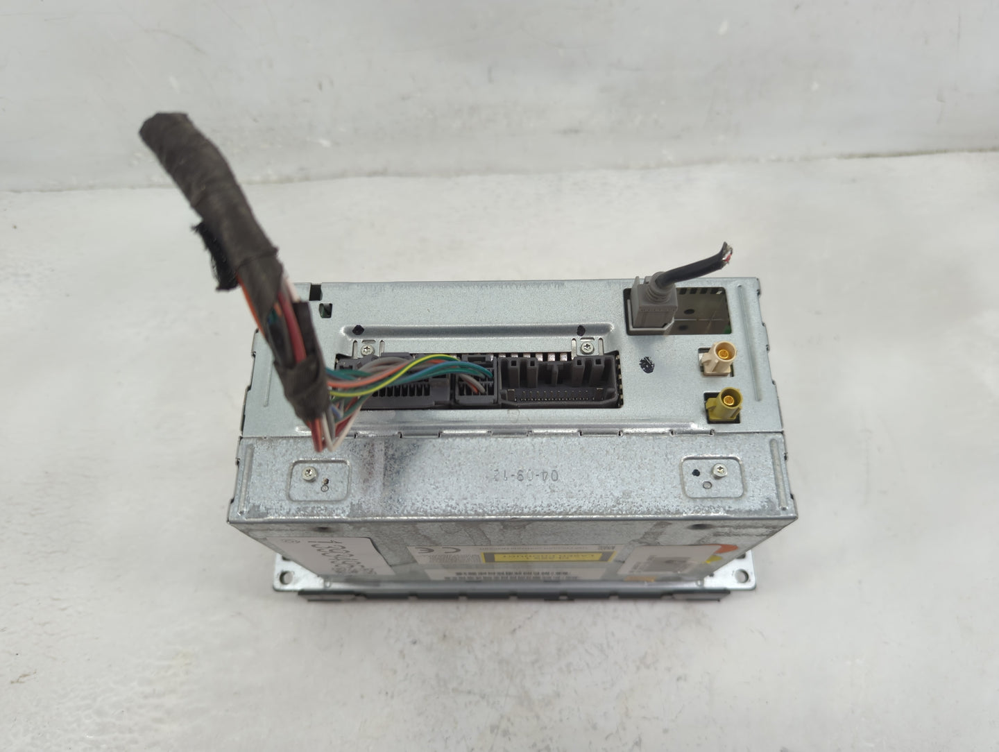 2013-2014 Dodge Challenger Radio AM FM Cd Player Receiver Replacement P/N:05091656AC Fits Fits 2011 2013 2014 OEM Used Auto 
