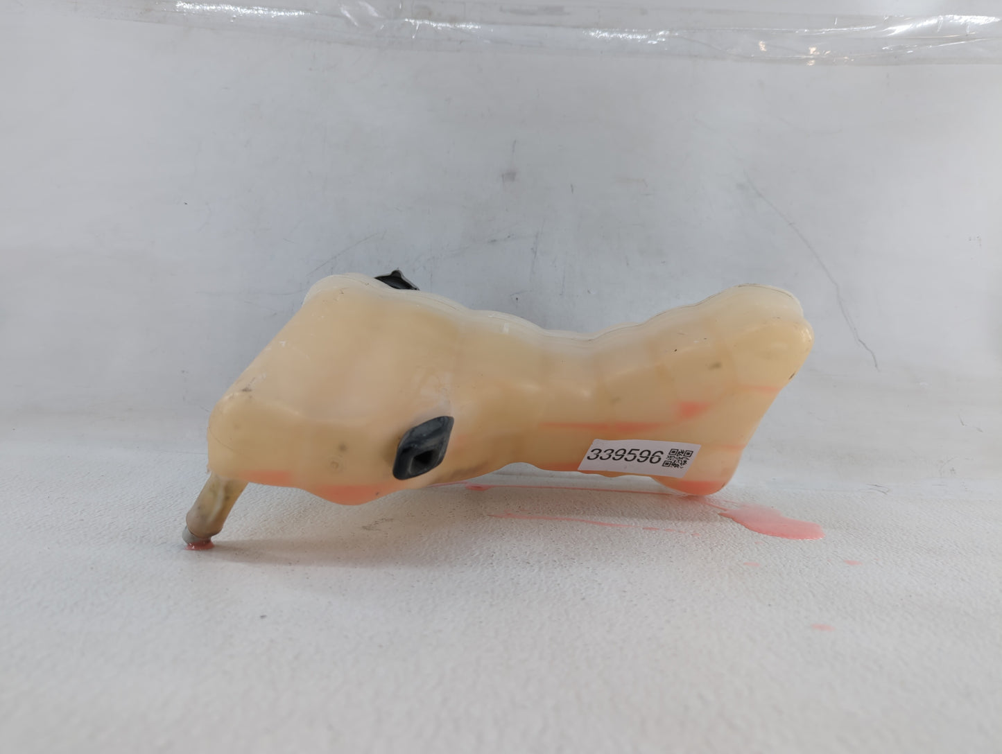 2011 Dodge Challenger Radiator Coolant Overflow Expansion Tank Bottle - Oemusedautoparts1.com