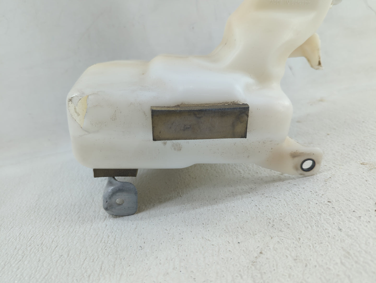2011 Dodge Challenger Radiator Coolant Overflow Expansion Tank Bottle - Oemusedautoparts1.com