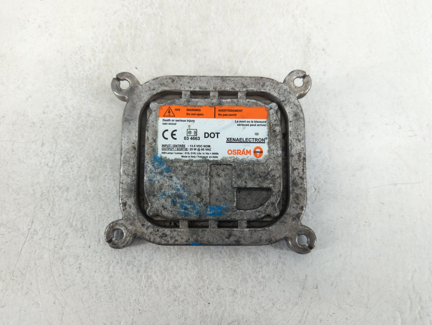 2013 Dodge Challenger Headlight Ballast Head Light - Oemusedautoparts1.com