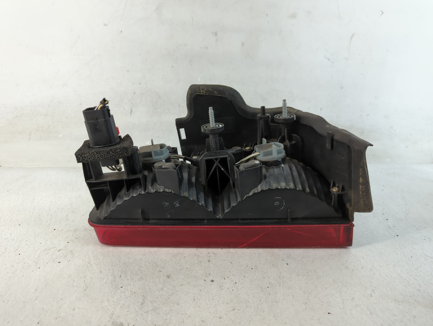 2008-2014 Dodge Challenger Tail Light Assembly Passenger Right OEM Fits Fits 2008 2009 2010 2011 2012 2013 2014 OEM Used Aut