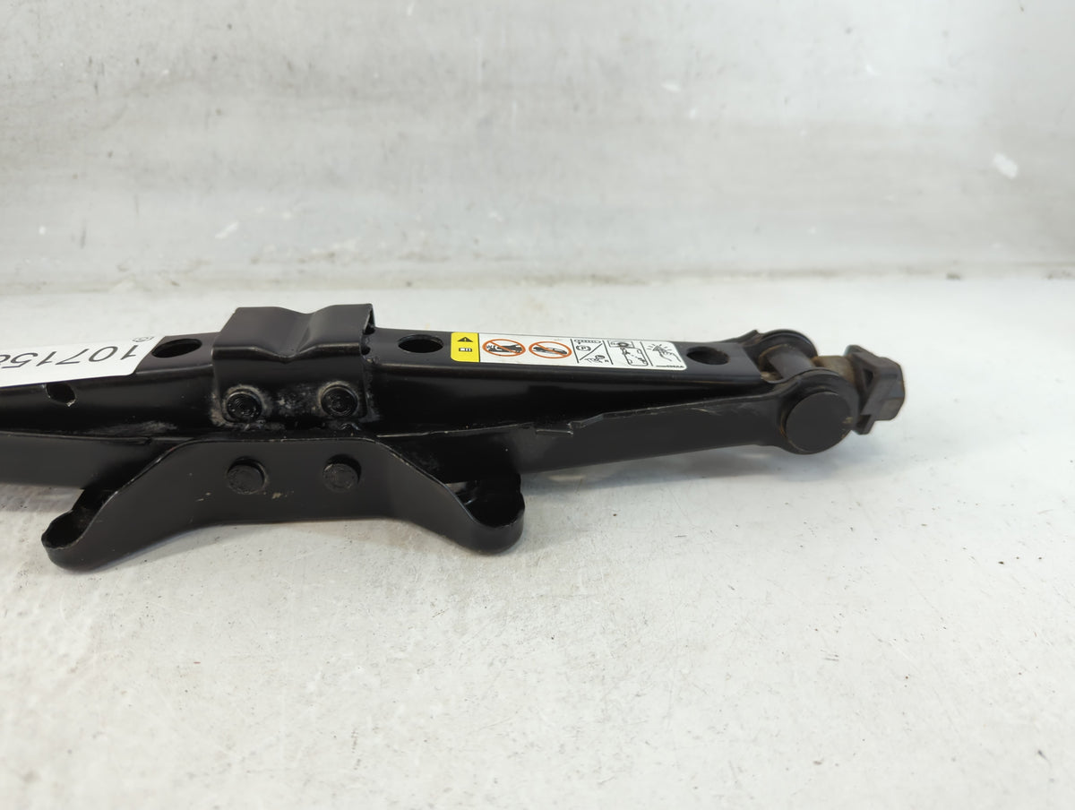 2013 Dodge Charger Spare Scissor Car Jack 1071584 - Oemusedautoparts1.com