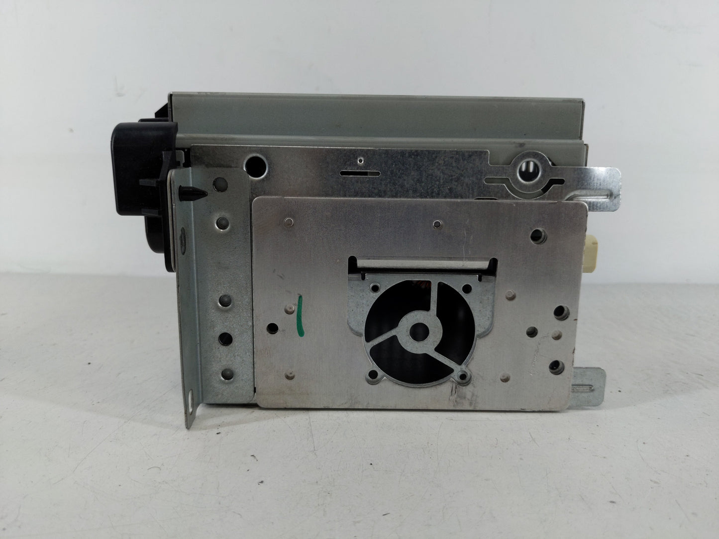 2013-2014 Dodge Charger Radio AM FM Cd Player Receiver Replacement P/N:P05091922AA P68210553AB Fits Fits 2013 2014 OEM Used 