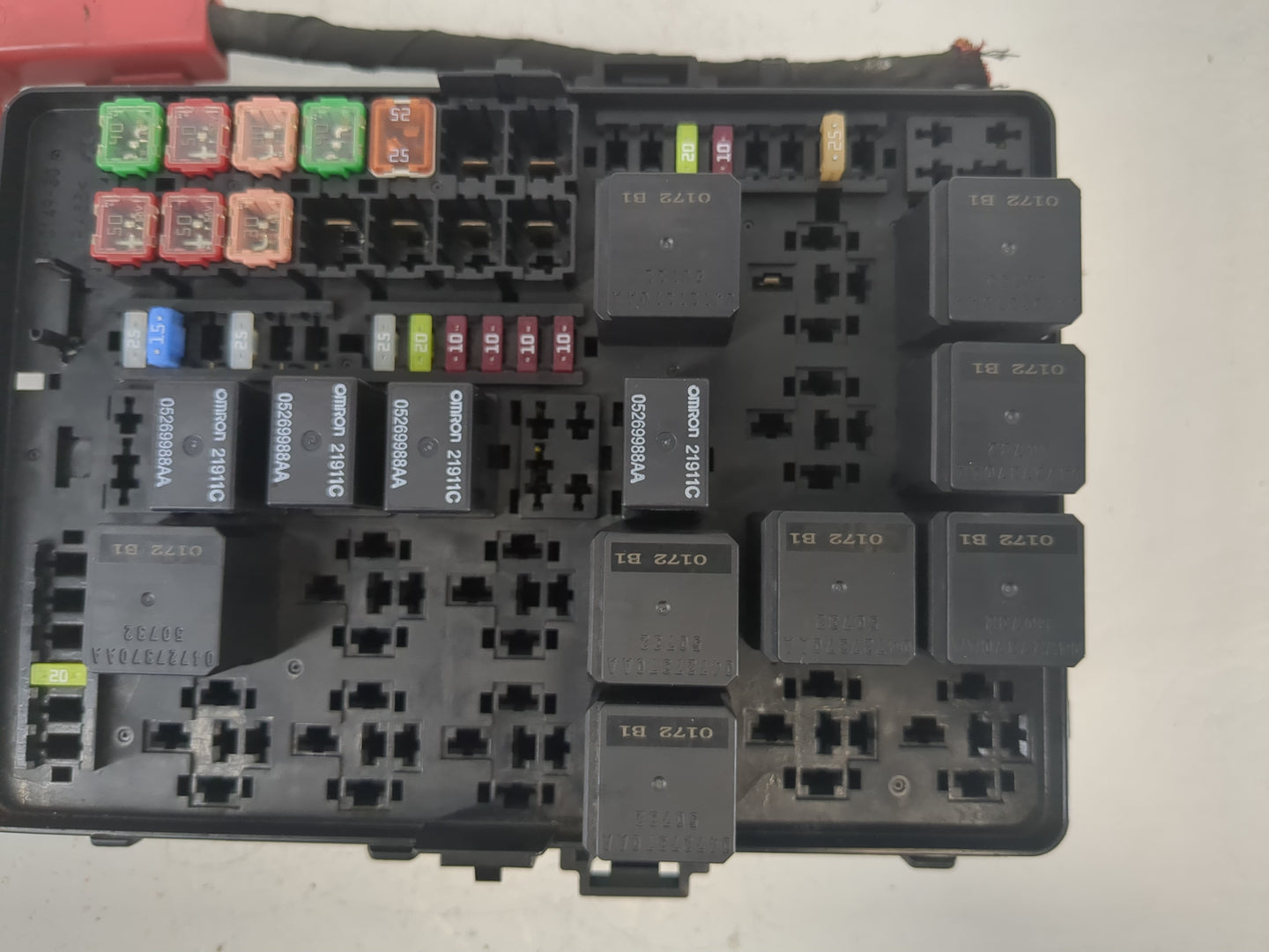 2012-2014 Dodge Charger Fusebox Fuse Box Panel Relay Module P/N:P68083975AB Fits Fits 2012 2013 2014 OEM Used Auto Parts - O