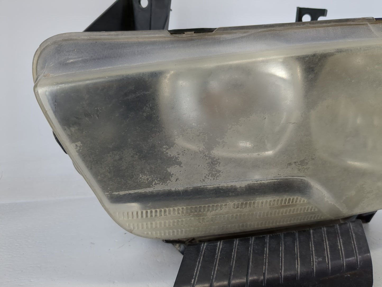 2011-2014 Dodge Charger Driver Left Oem Head Light Headlight Lamp - Oemusedautoparts1.com