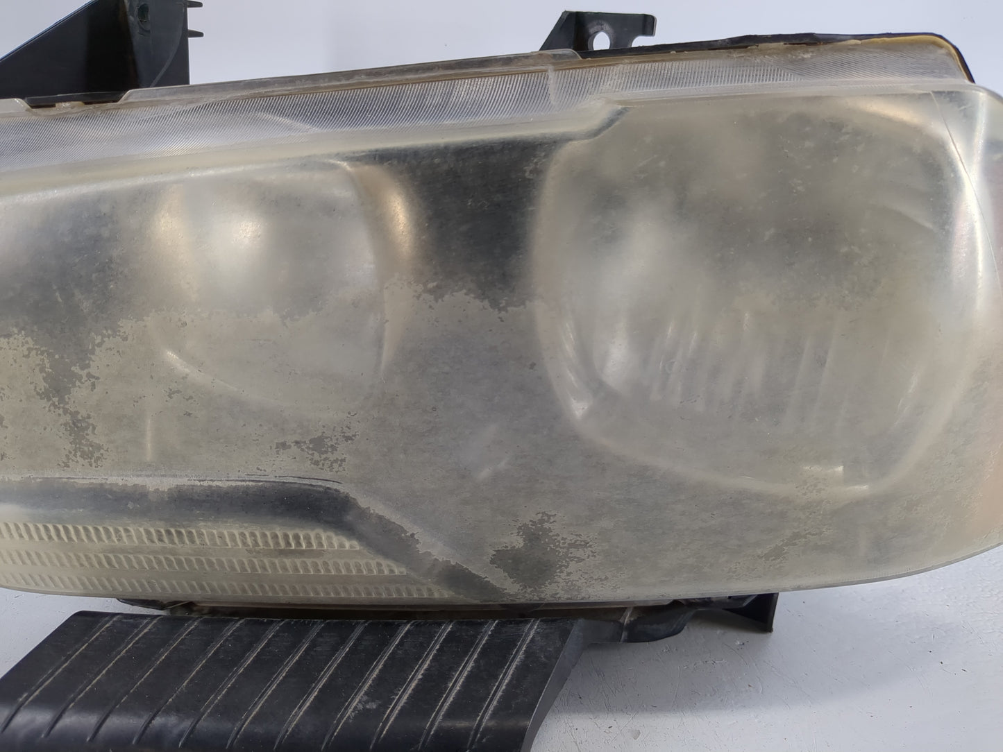 2011-2014 Dodge Charger Driver Left Oem Head Light Headlight Lamp - Oemusedautoparts1.com