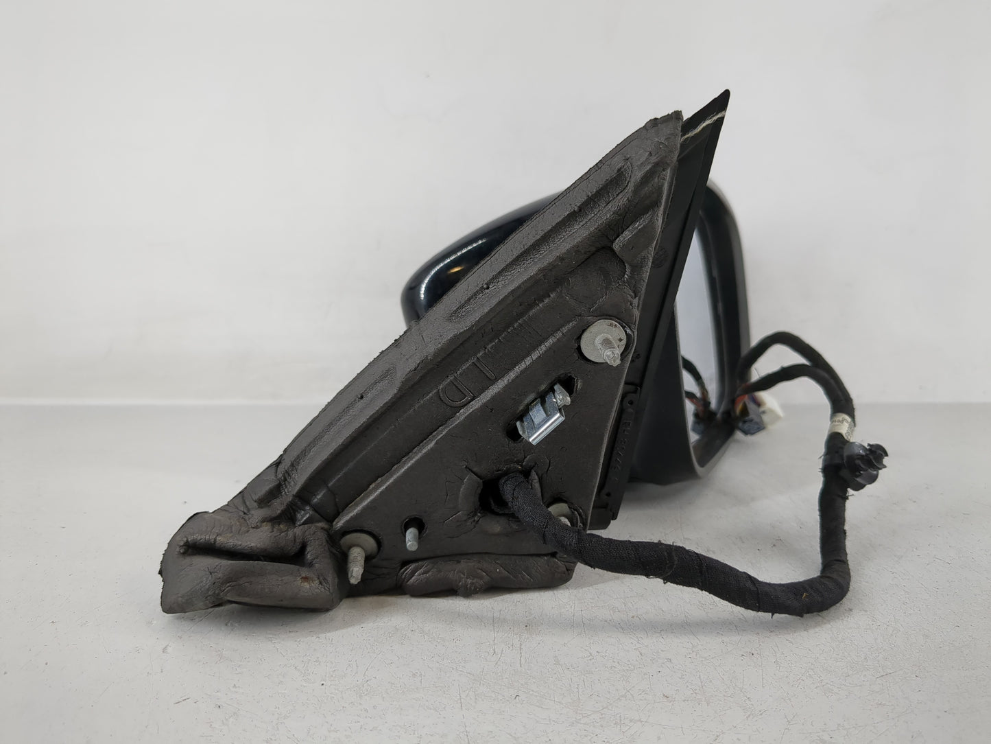 2011-2014 Dodge Charger Passenger Side View Mirror - Right Door Mirror OEM Used - Oemusedautoparts1.com