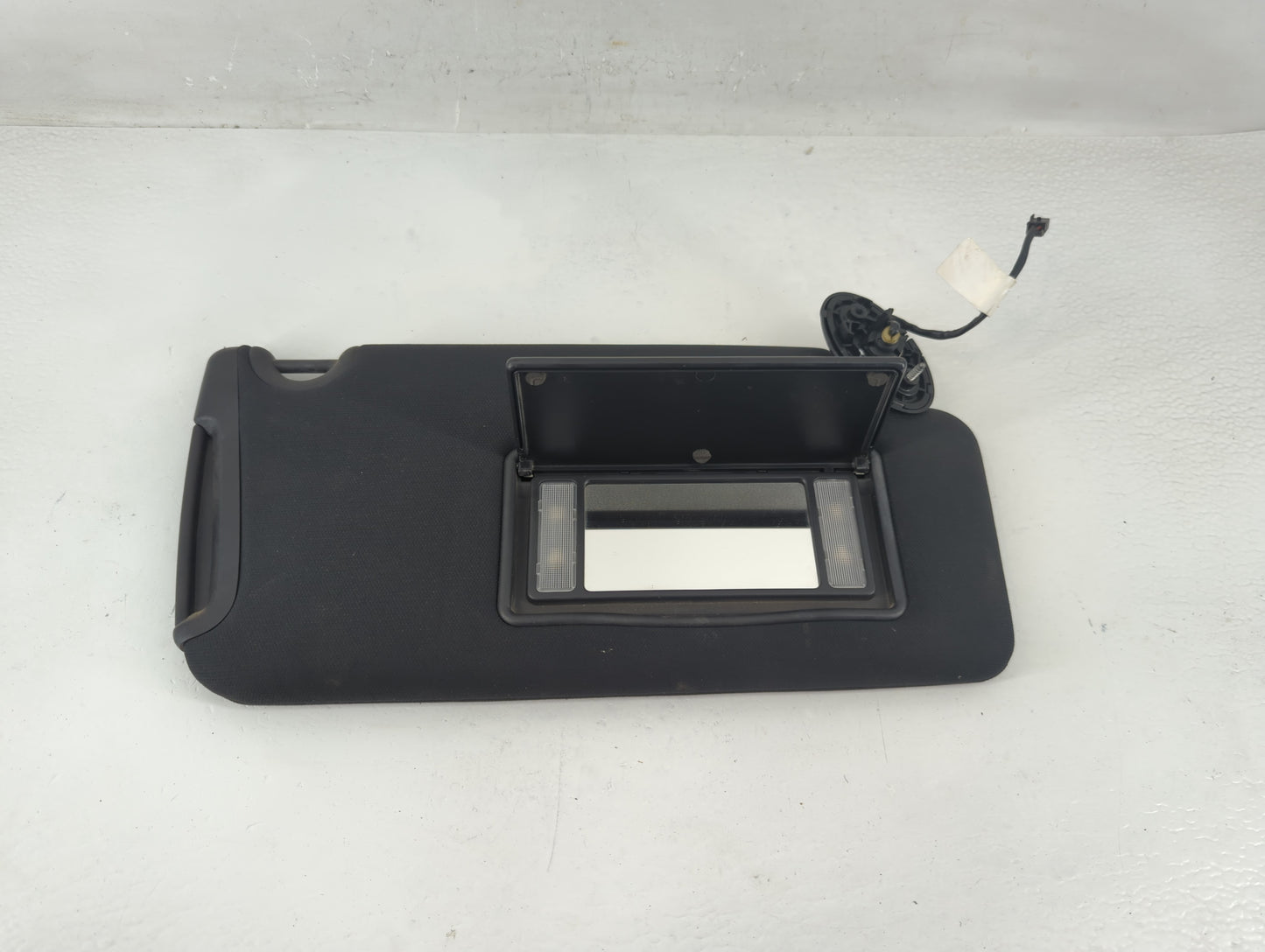 2011-2014 Dodge Charger Sun Visor Shade Replacement Passenger Right Mirror Fits Fits 2011 2013 2014 OEM Used Auto Parts - Oe