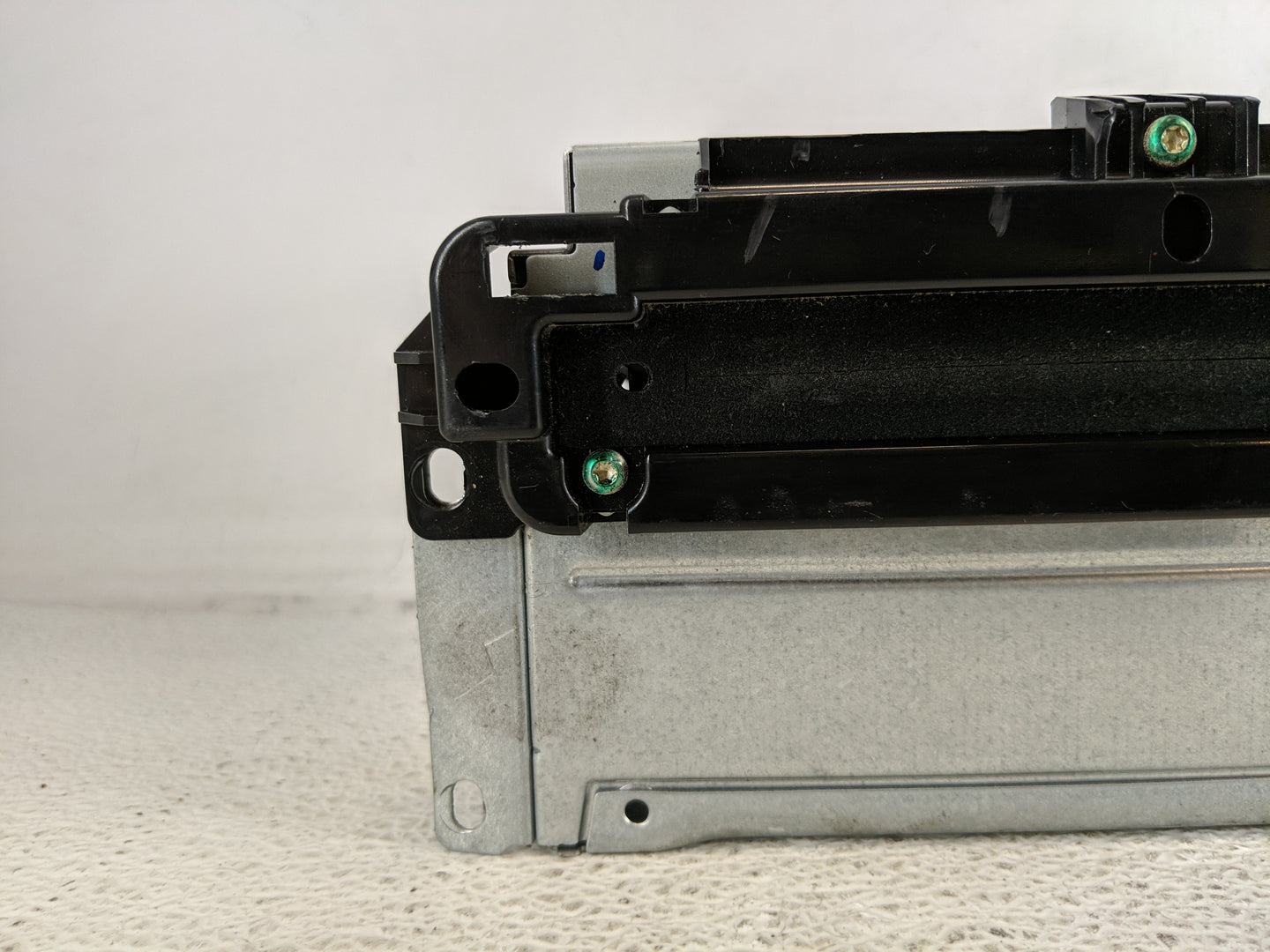 2013-2014 Dodge Charger Radio AM FM Cd Player Receiver Replacement P/N:P05091922AB Fits Fits 2013 2014 OEM Used Auto Parts -