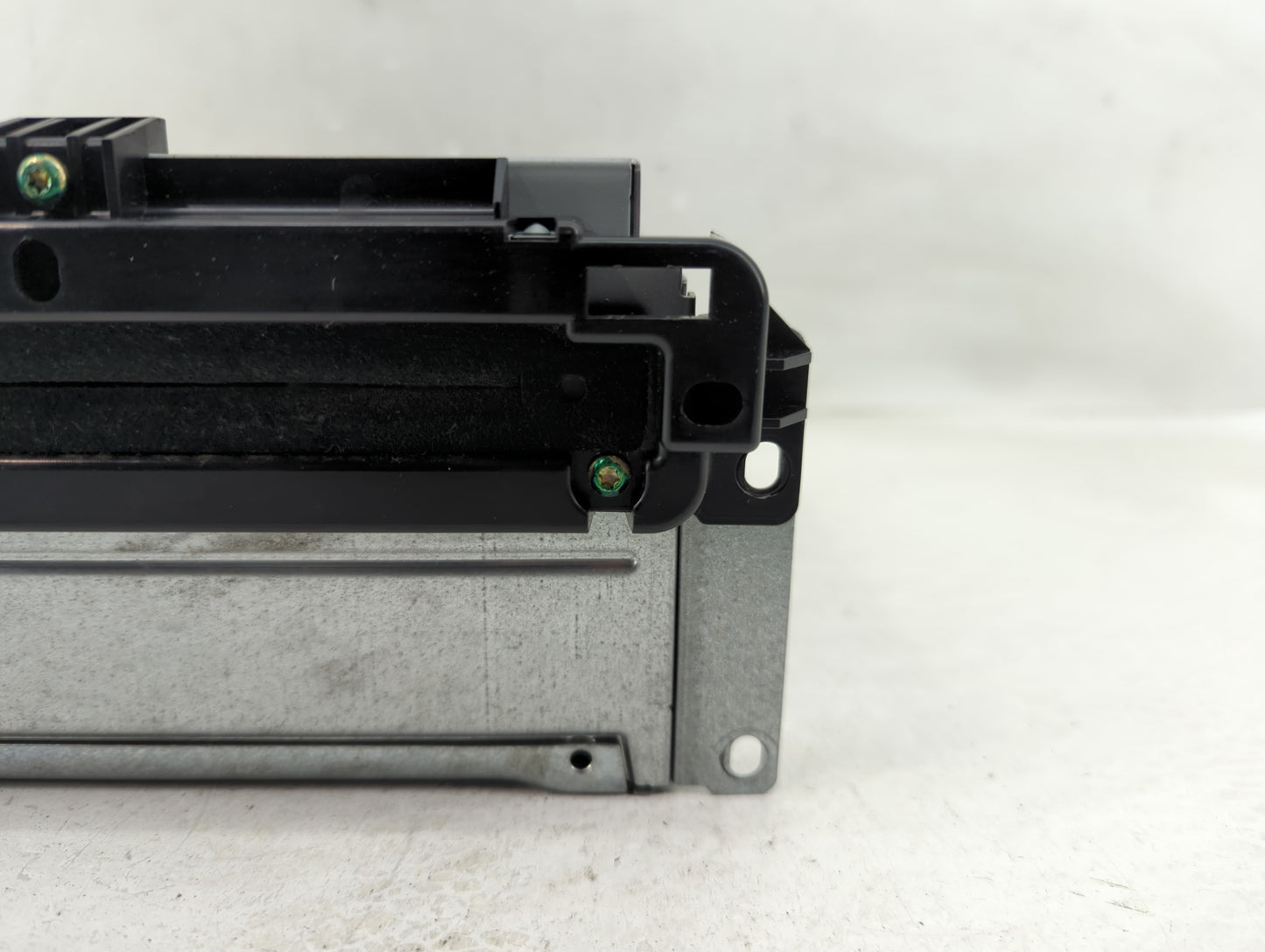 2013-2014 Dodge Charger Radio AM FM Cd Player Receiver Replacement P/N:P05091922AB Fits Fits 2013 2014 OEM Used Auto Parts -