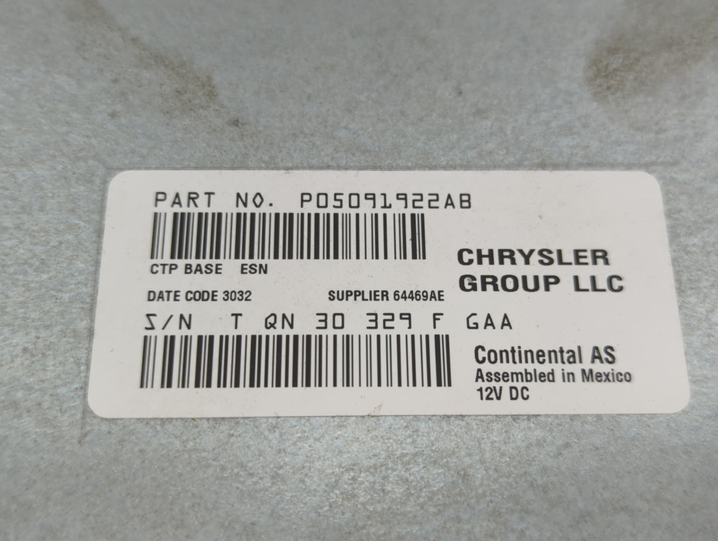 2013-2014 Dodge Charger Radio AM FM Cd Player Receiver Replacement P/N:P05091922AB Fits Fits 2013 2014 OEM Used Auto Parts -