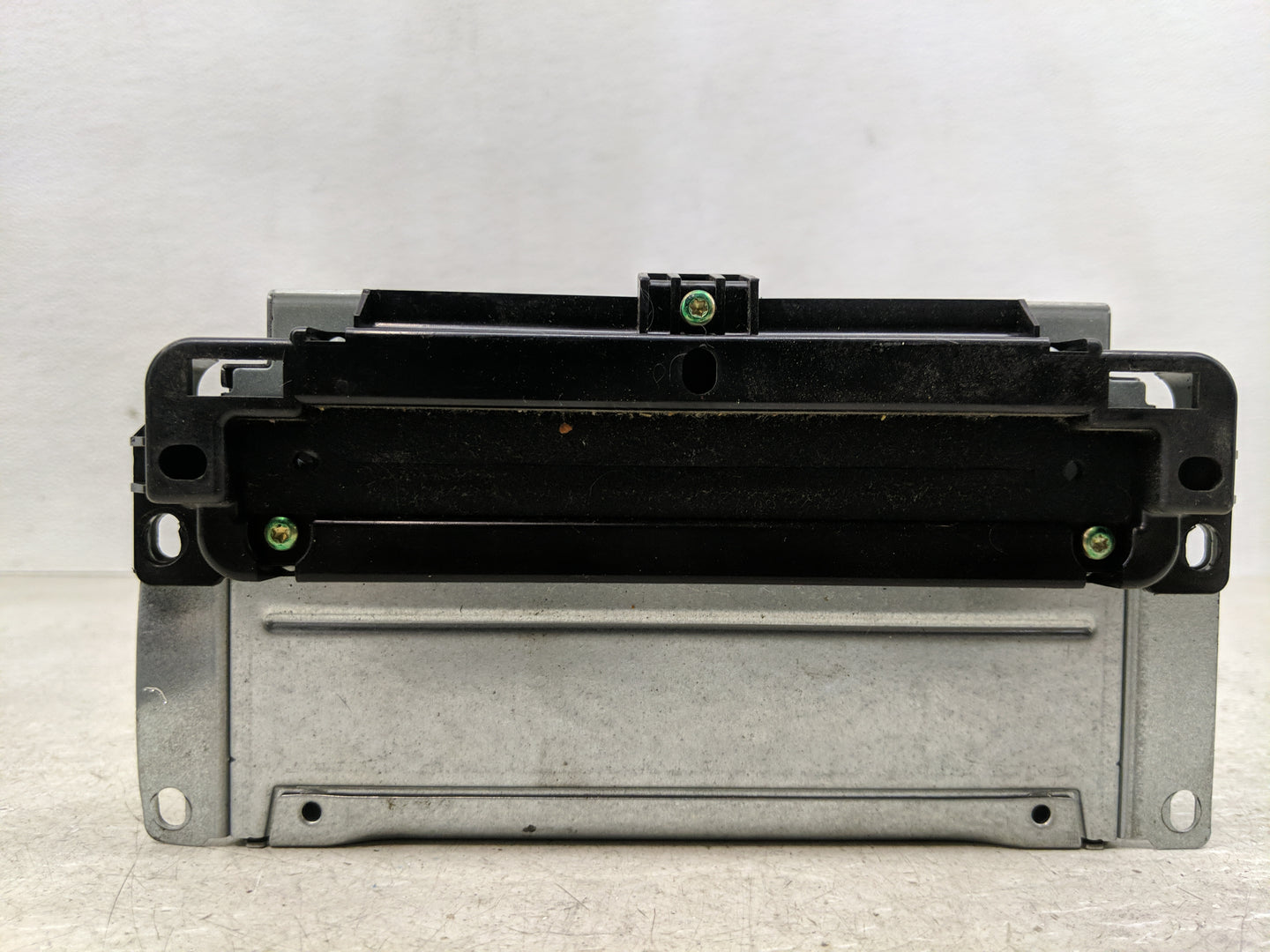 2013-2014 Dodge Charger Radio AM FM Cd Player Receiver Replacement Fits Fits 2013 2014 OEM Used Auto Parts - Oemusedautopart