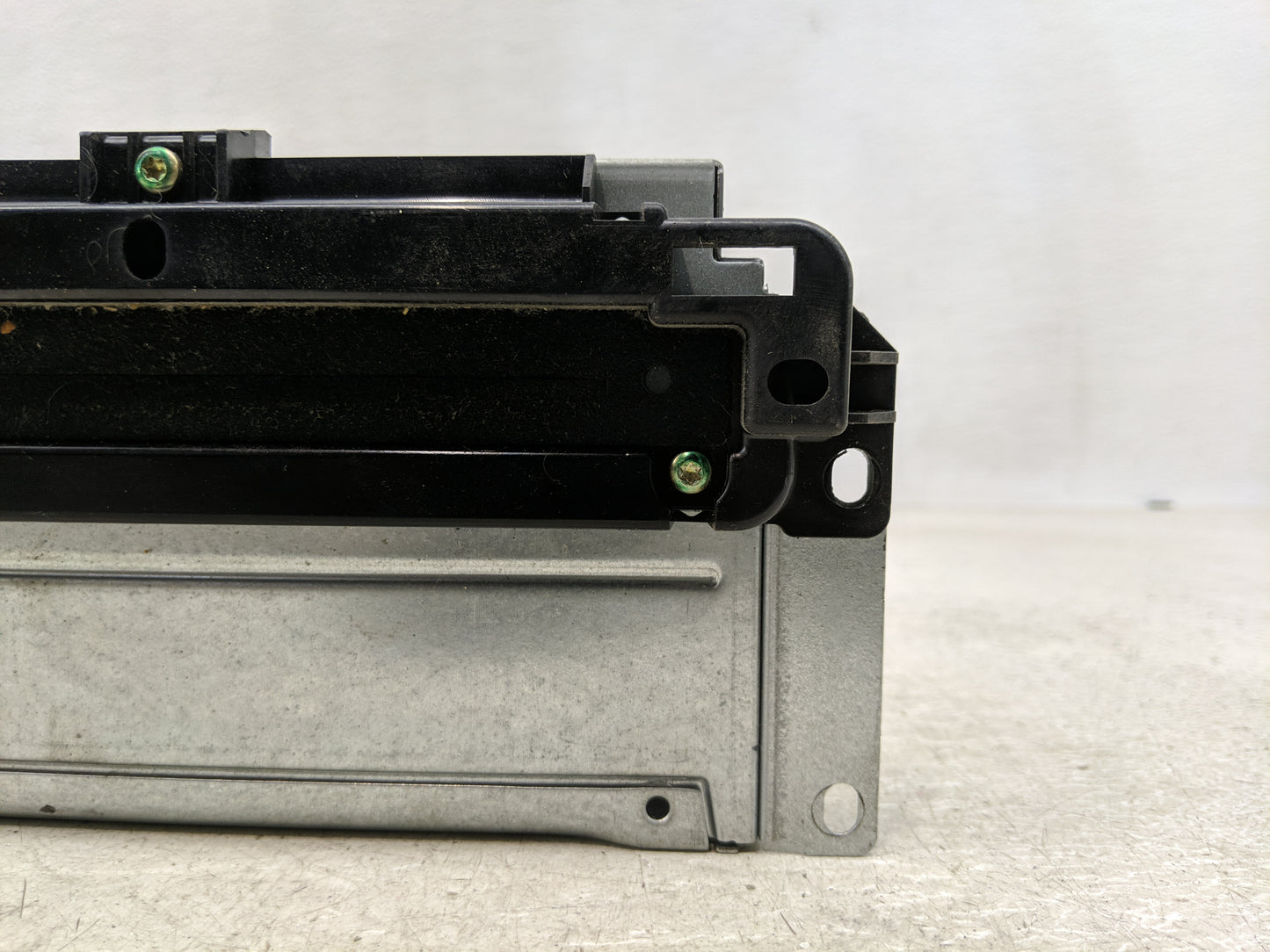 2013-2014 Dodge Charger Radio AM FM Cd Player Receiver Replacement Fits Fits 2013 2014 OEM Used Auto Parts - Oemusedautopart