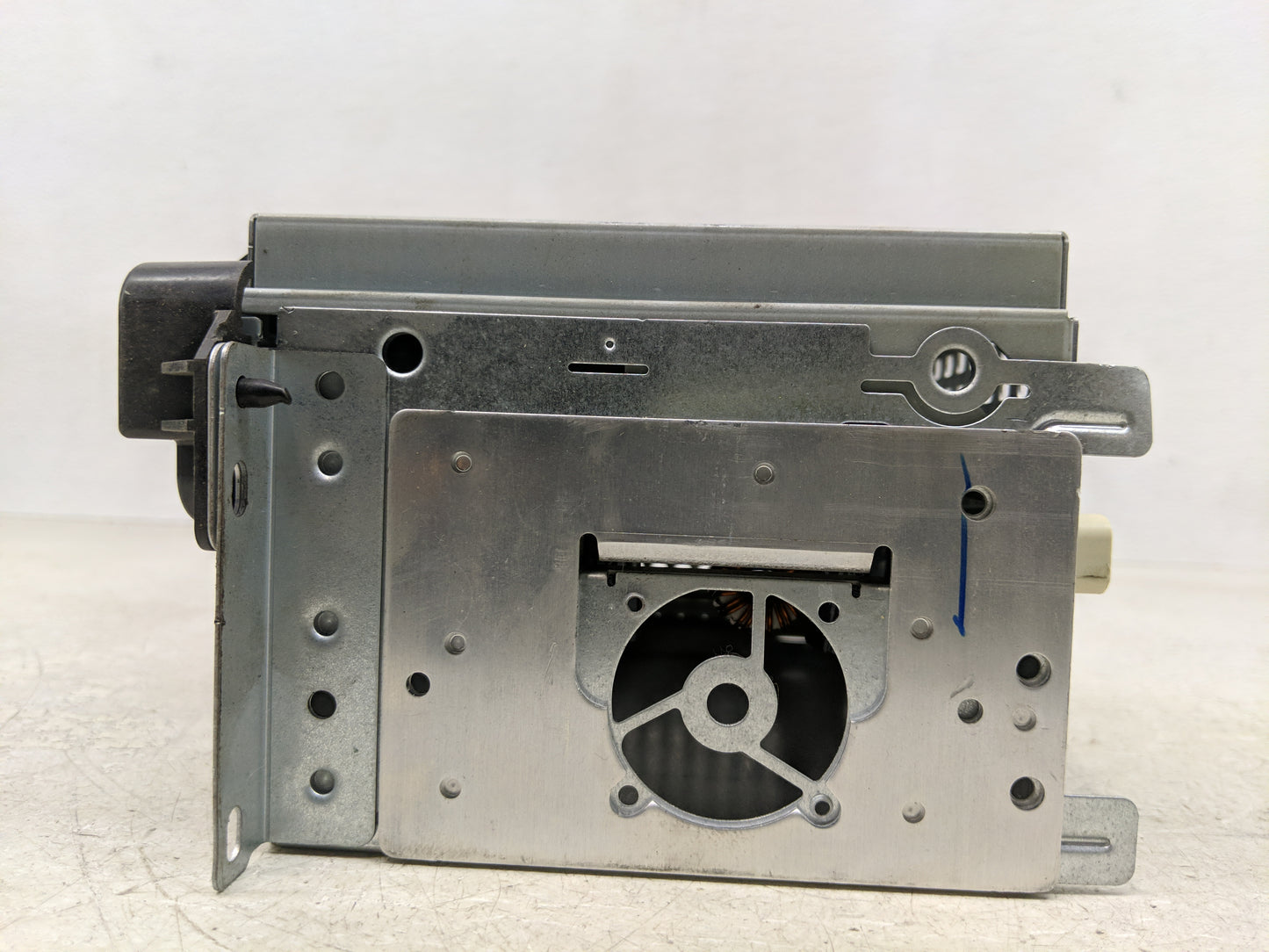 2013-2014 Dodge Charger Radio AM FM Cd Player Receiver Replacement Fits Fits 2013 2014 OEM Used Auto Parts - Oemusedautopart