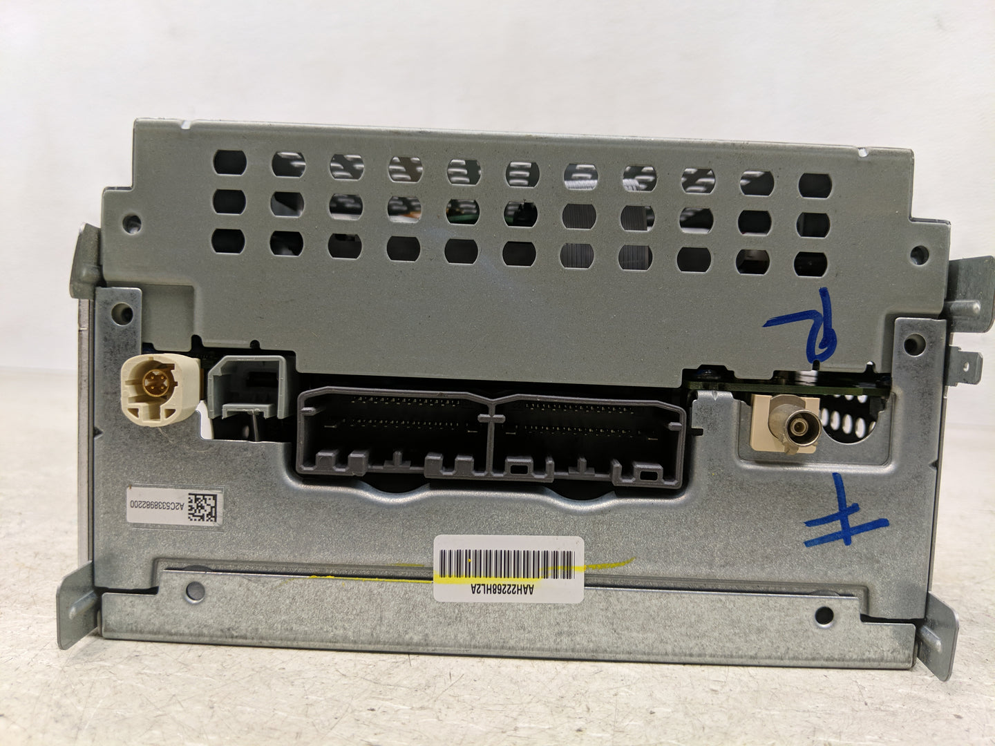 2013-2014 Dodge Charger Radio AM FM Cd Player Receiver Replacement Fits Fits 2013 2014 OEM Used Auto Parts - Oemusedautopart
