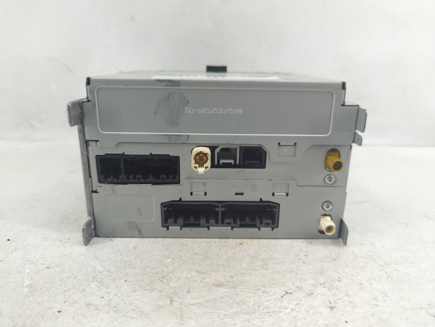 2013-2014 Dodge Charger Radio AM FM Cd Player Receiver Replacement P/N:P05091367AF Fits Fits 2013 2014 OEM Used Auto Parts -