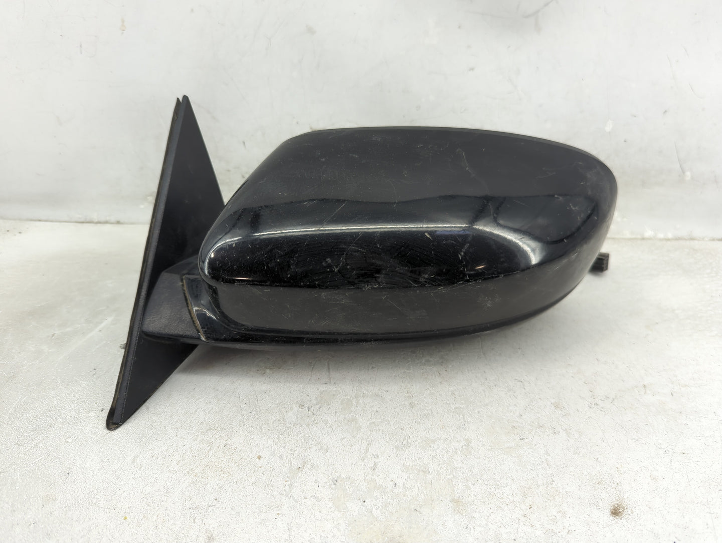 2011-2014 Dodge Charger Passenger Right Side View Power Door Mirror 1429673 - Oemusedautoparts1.com
