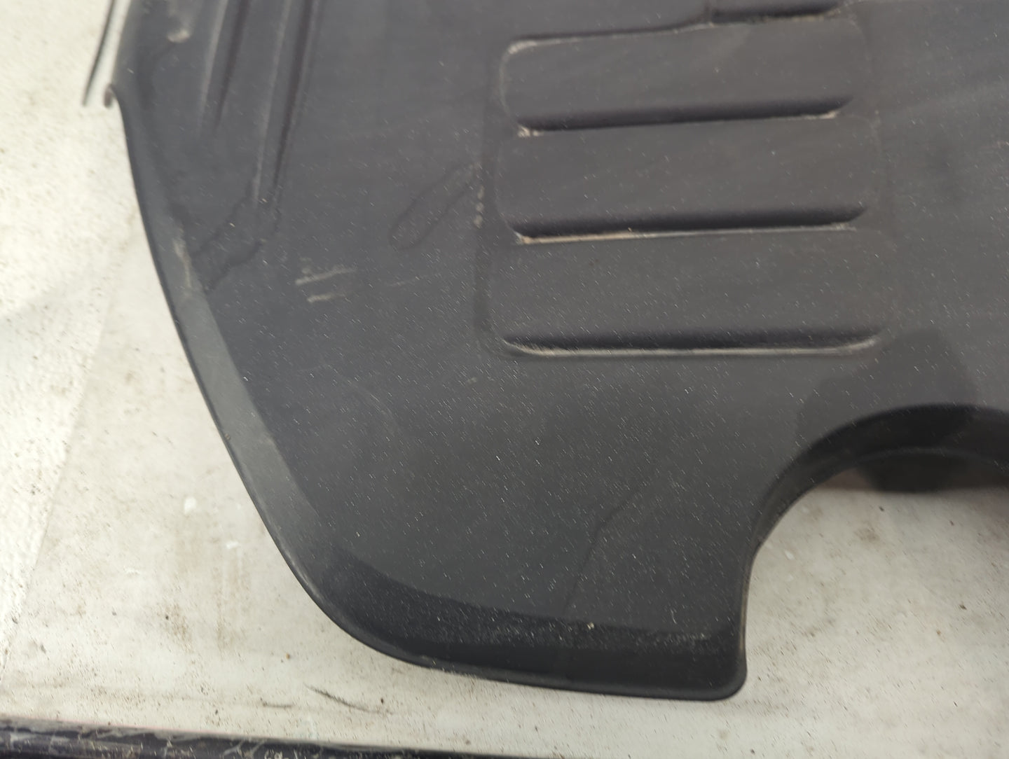 2013 Dodge Charger Engine Cover - Oemusedautoparts1.com