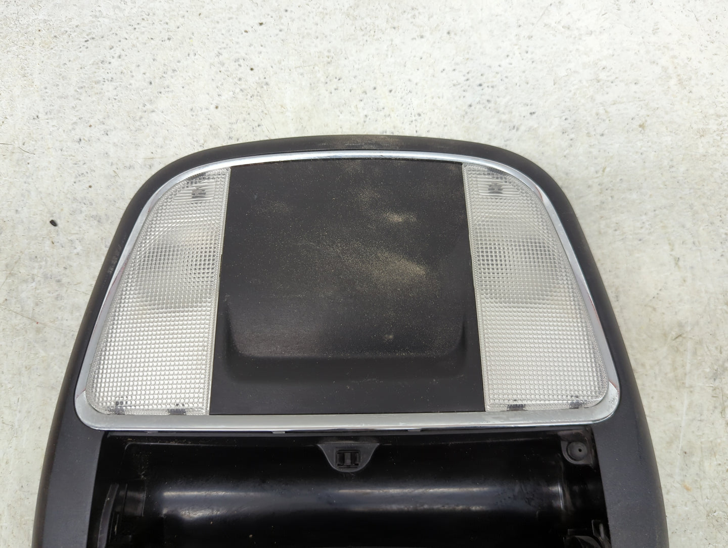 2013 Dodge Charger Overhead Roof Console - Oemusedautoparts1.com