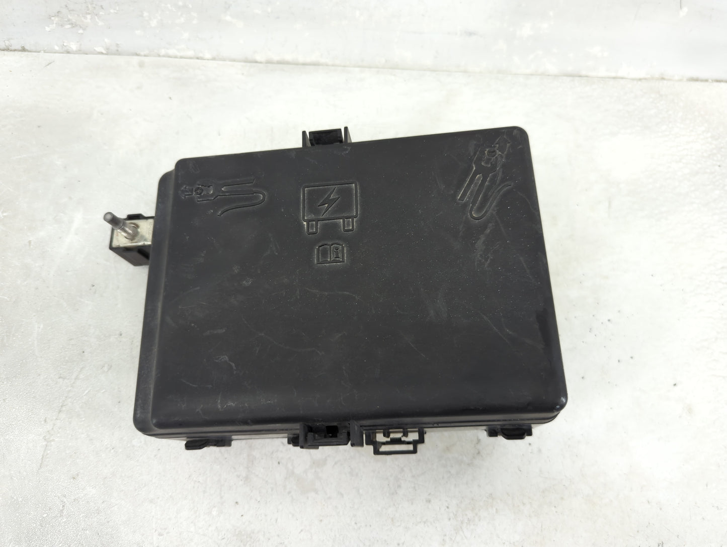 2012-2014 Dodge Charger Fusebox Fuse Box Panel Relay Module P/N:P68083989AC Fits Fits 2012 2013 2014 OEM Used Auto Parts - O