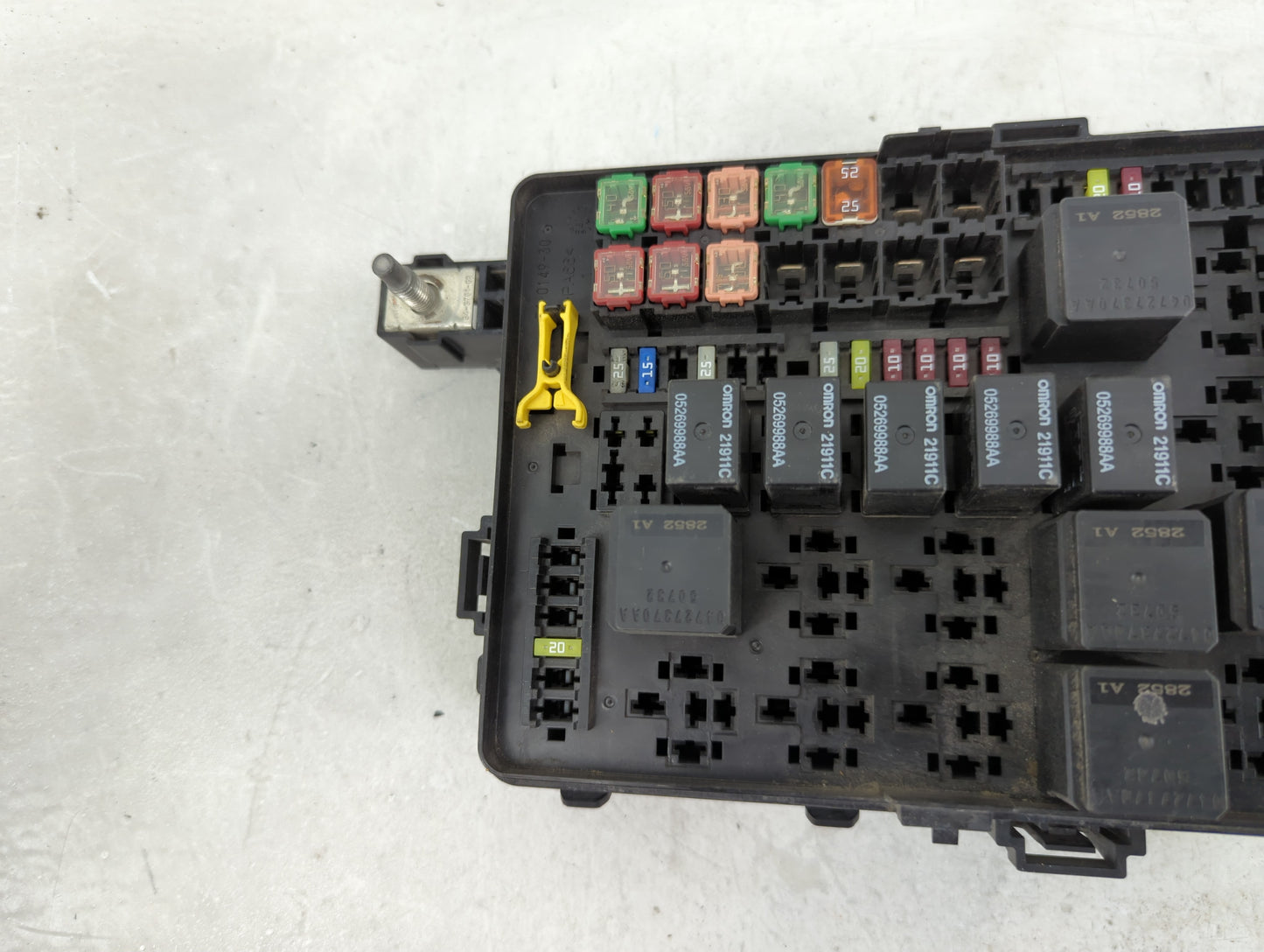 2012-2014 Dodge Charger Fusebox Fuse Box Panel Relay Module P/N:P68083989AC Fits Fits 2012 2013 2014 OEM Used Auto Parts - O