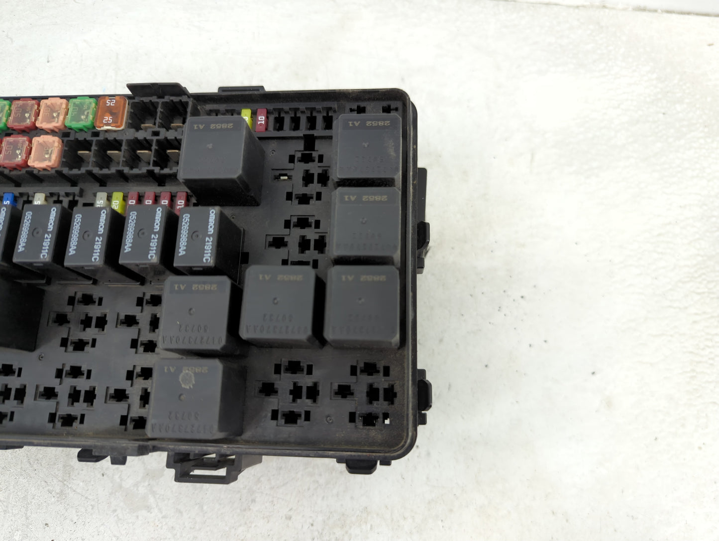 2012-2014 Dodge Charger Fusebox Fuse Box Panel Relay Module P/N:P68083989AC Fits Fits 2012 2013 2014 OEM Used Auto Parts - O