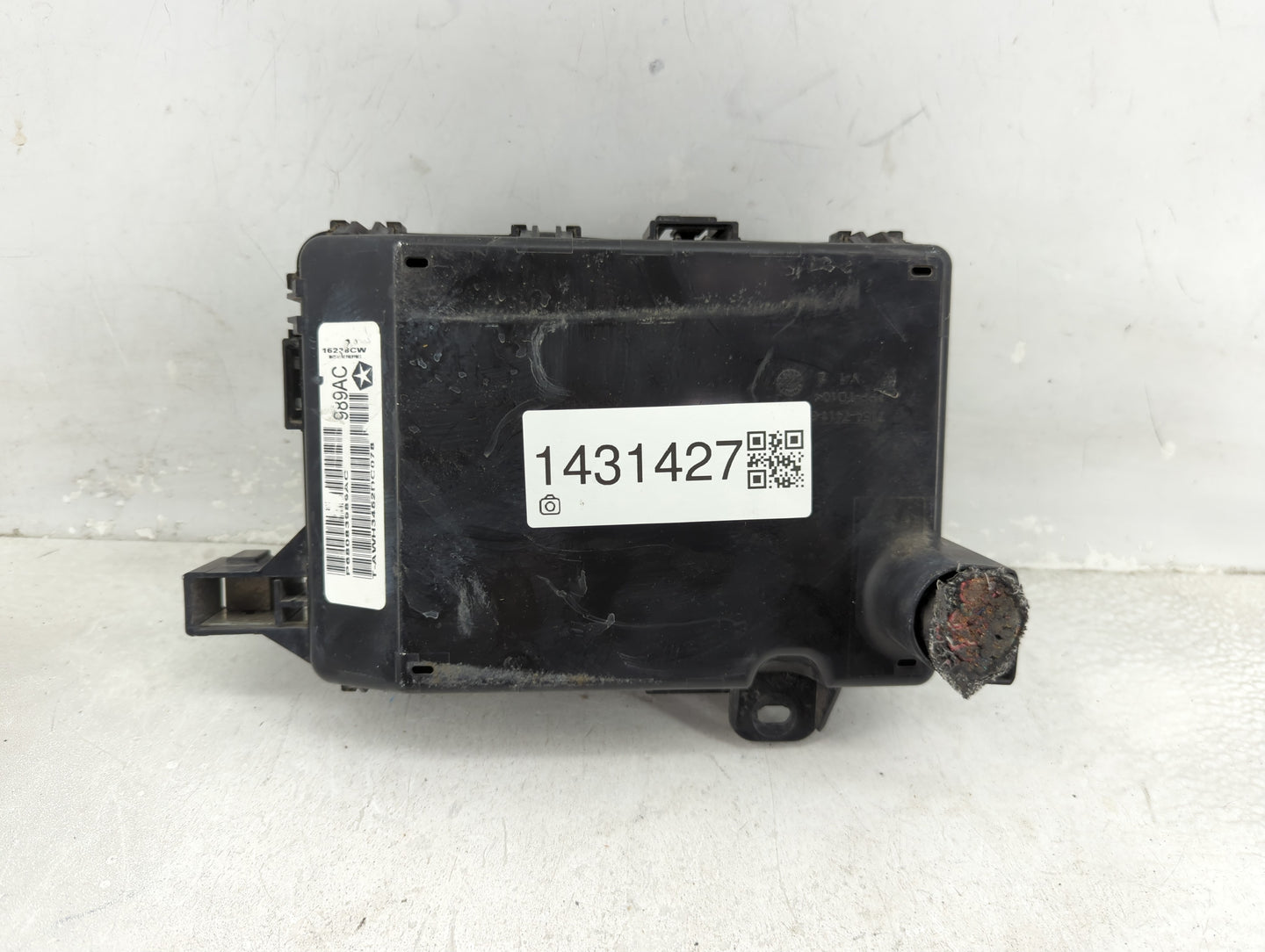 2012-2014 Dodge Charger Fusebox Fuse Box Panel Relay Module P/N:P68083989AC Fits Fits 2012 2013 2014 OEM Used Auto Parts - O