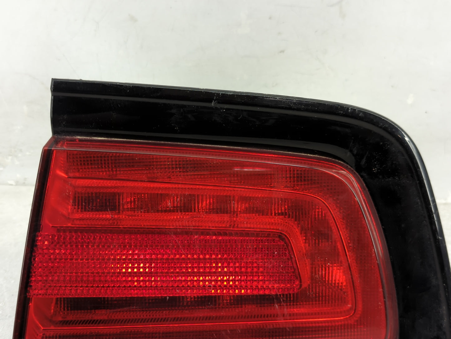 2011-2014 Dodge Charger Tail Light Assembly Passenger Right OEM Fits Fits 2011 2012 2013 2014 OEM Used Auto Parts - Oemuseda