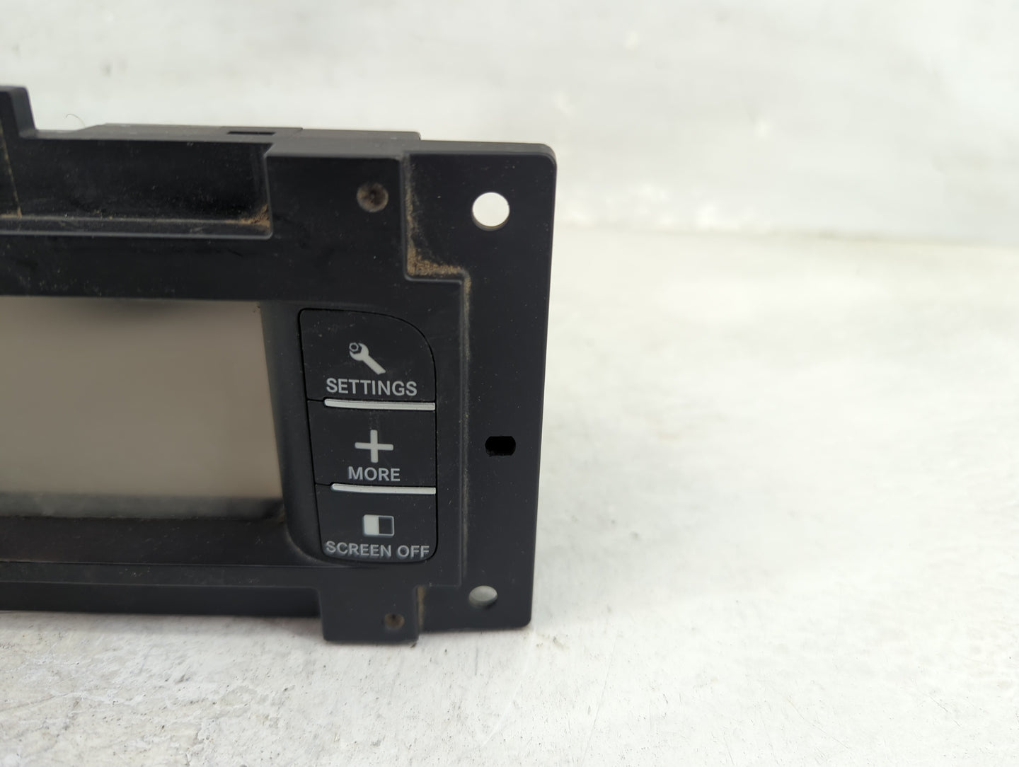 2013-2014 Dodge Charger Radio AM FM Cd Player Receiver Replacement P/N:05064630AH Fits Fits 2013 2014 OEM Used Auto Parts - 