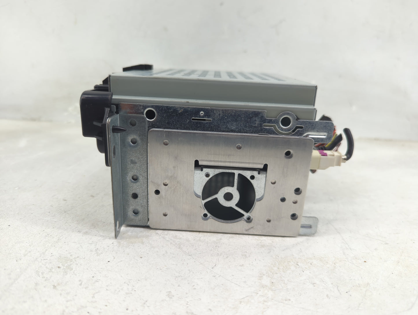 2013-2014 Dodge Charger Radio AM FM Cd Player Receiver Replacement P/N:P05091922AB Fits Fits 2013 2014 OEM Used Auto Parts -