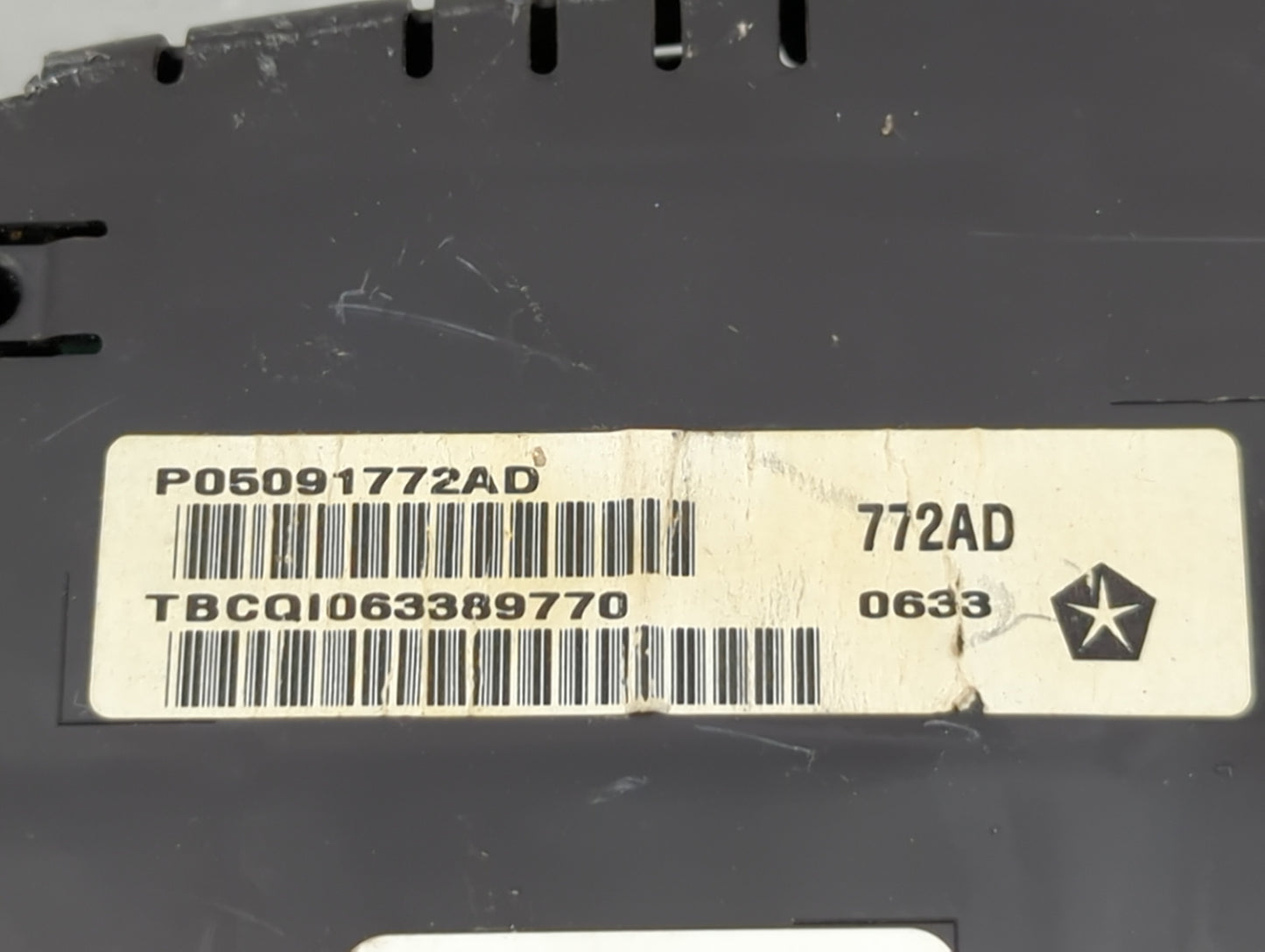 2013 Dodge Charger Instrument Cluster Speedometer Gauges P/N:P05091772AD TBCQI063389770, A2C32872408 Fits OEM Used Auto Part