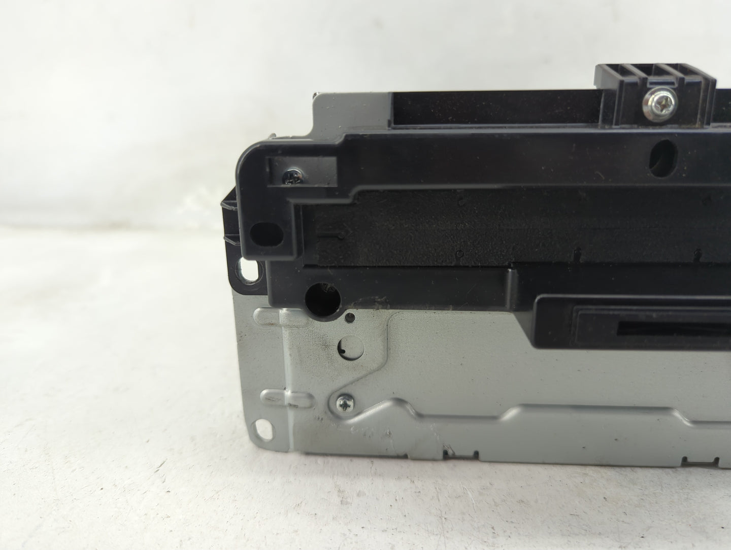 2013-2014 Dodge Charger Radio AM FM Cd Player Receiver Replacement P/N:P05091366AH CQ-ZC02E1GXC Fits Fits 2013 2014 OEM Used
