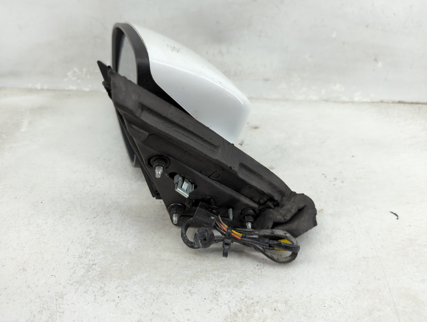 2011-2014 Dodge Charger Driver Side View Mirror - Left Door Mirror OEM Used - Oemusedautoparts1.com