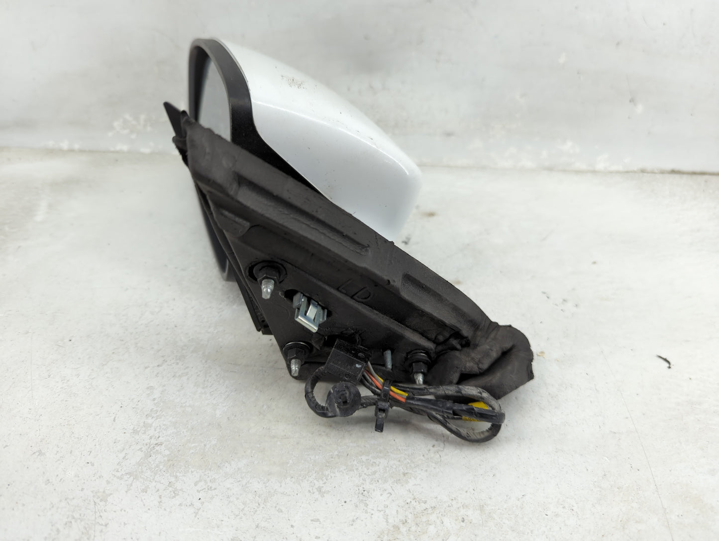 2011-2014 Dodge Charger Driver Side View Mirror - Left Door Mirror OEM Used - Oemusedautoparts1.com