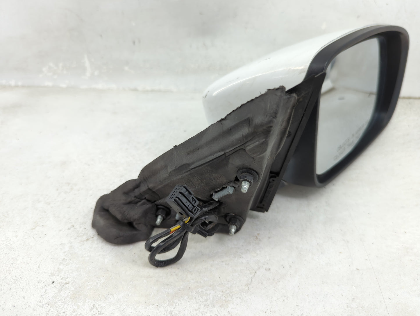 2011-2014 Dodge Charger Passenger Side View Mirror - Right Door Mirror OEM Used - Oemusedautoparts1.com