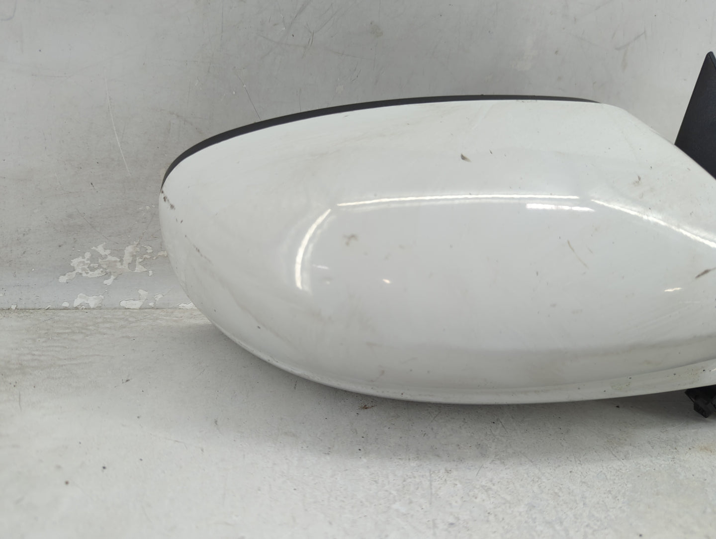 2011-2014 Dodge Charger Passenger Side View Mirror - Right Door Mirror OEM Used - Oemusedautoparts1.com