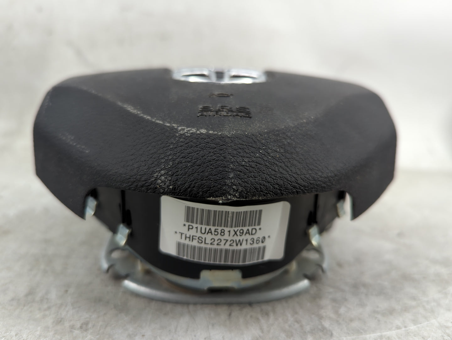 2013 Dodge Charger Air Bag Driver Left Steering Wheel Mounted Black 1459082 - Oemusedautoparts1.com