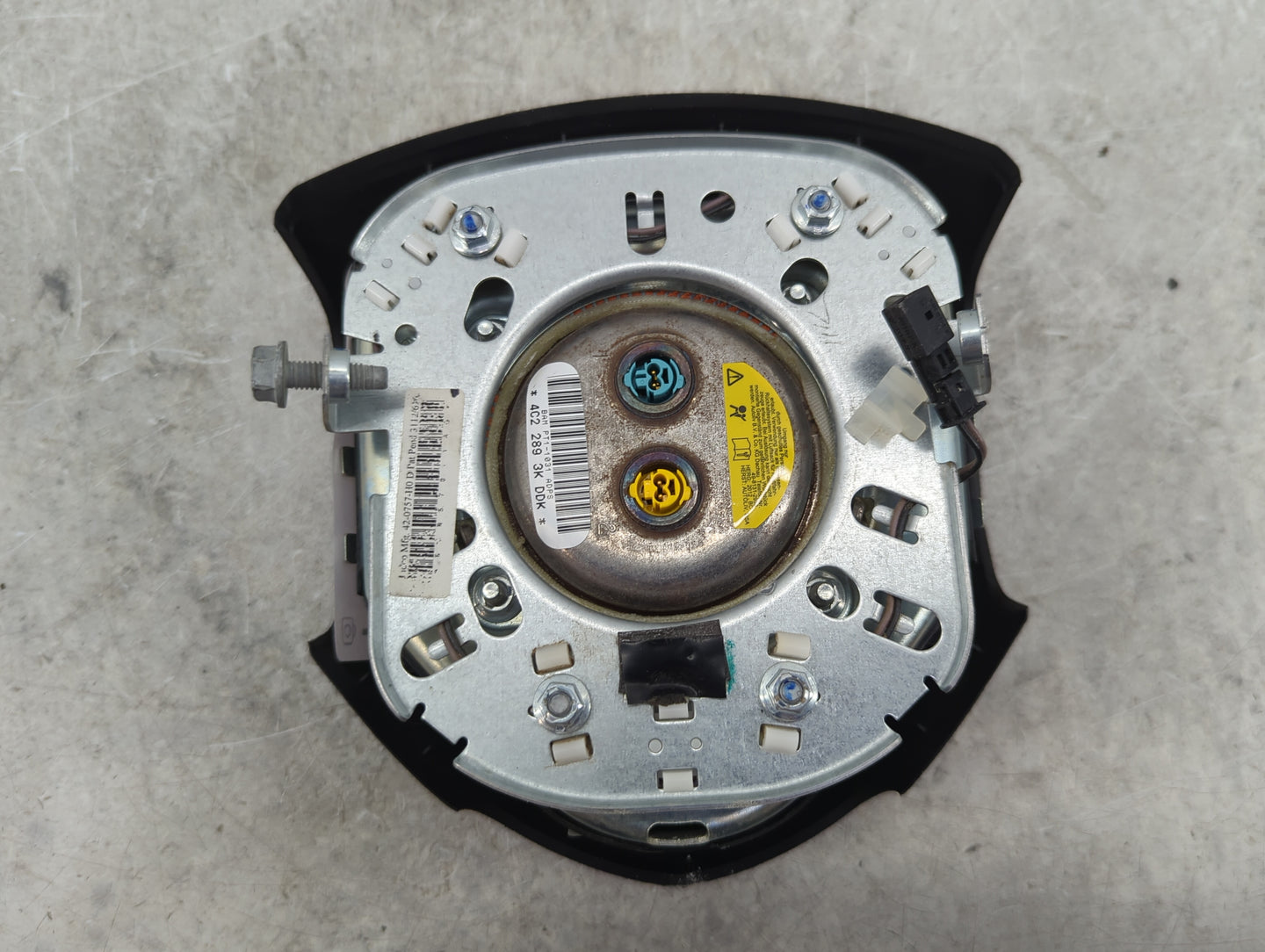 2013 Dodge Charger Air Bag Driver Left Steering Wheel Mounted Black 1459082 - Oemusedautoparts1.com